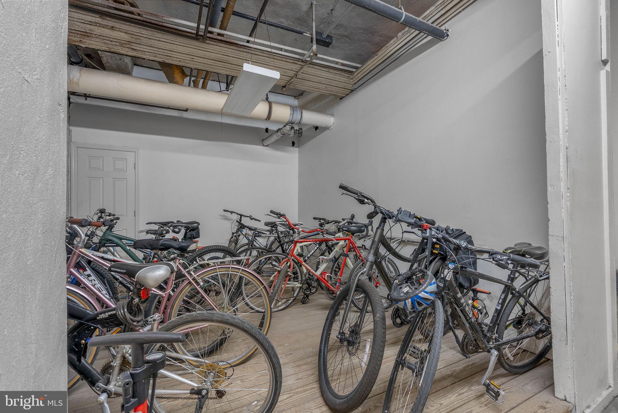 WASHINGTON SQ WEST - Residential