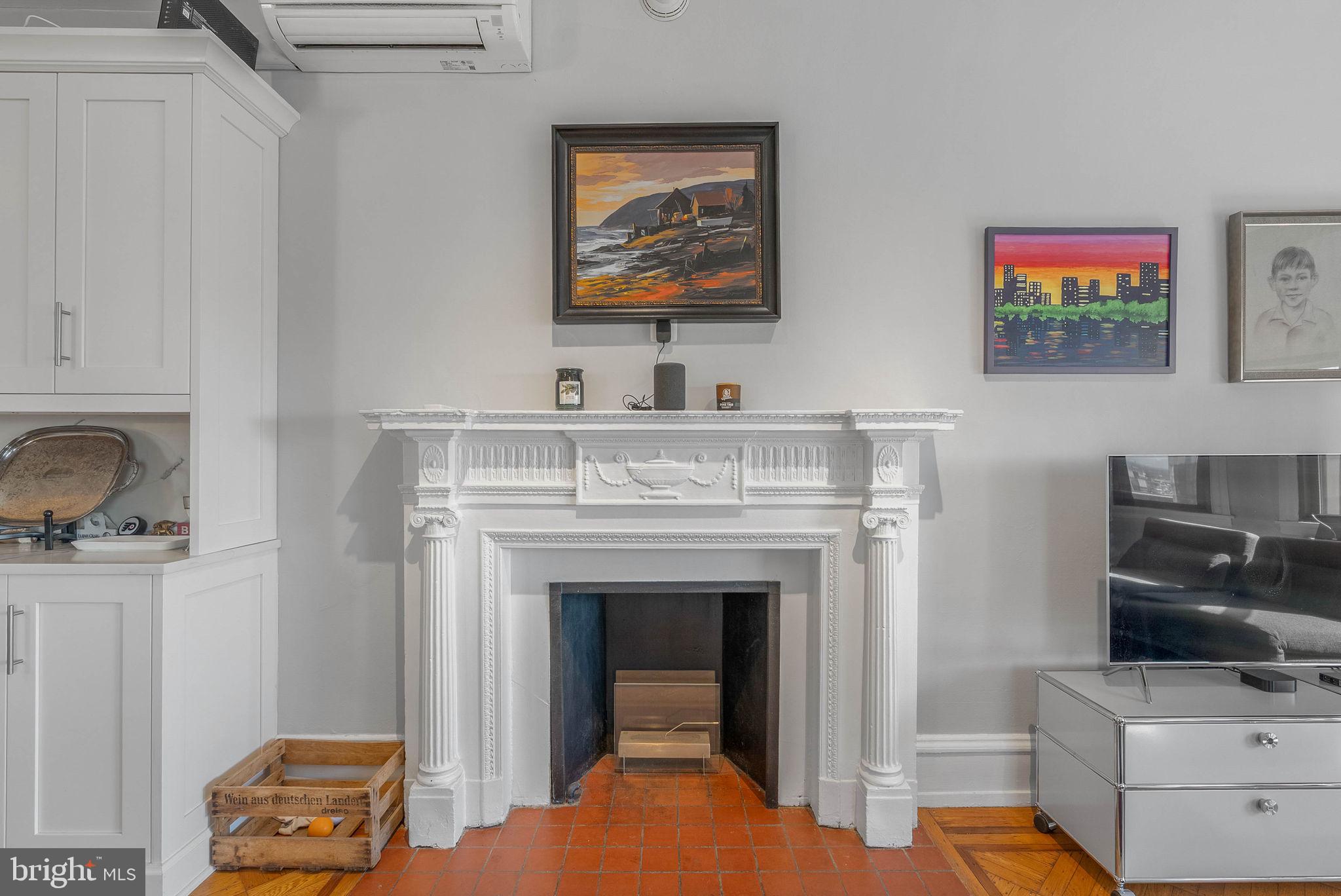 WASHINGTON SQ WEST - Residential