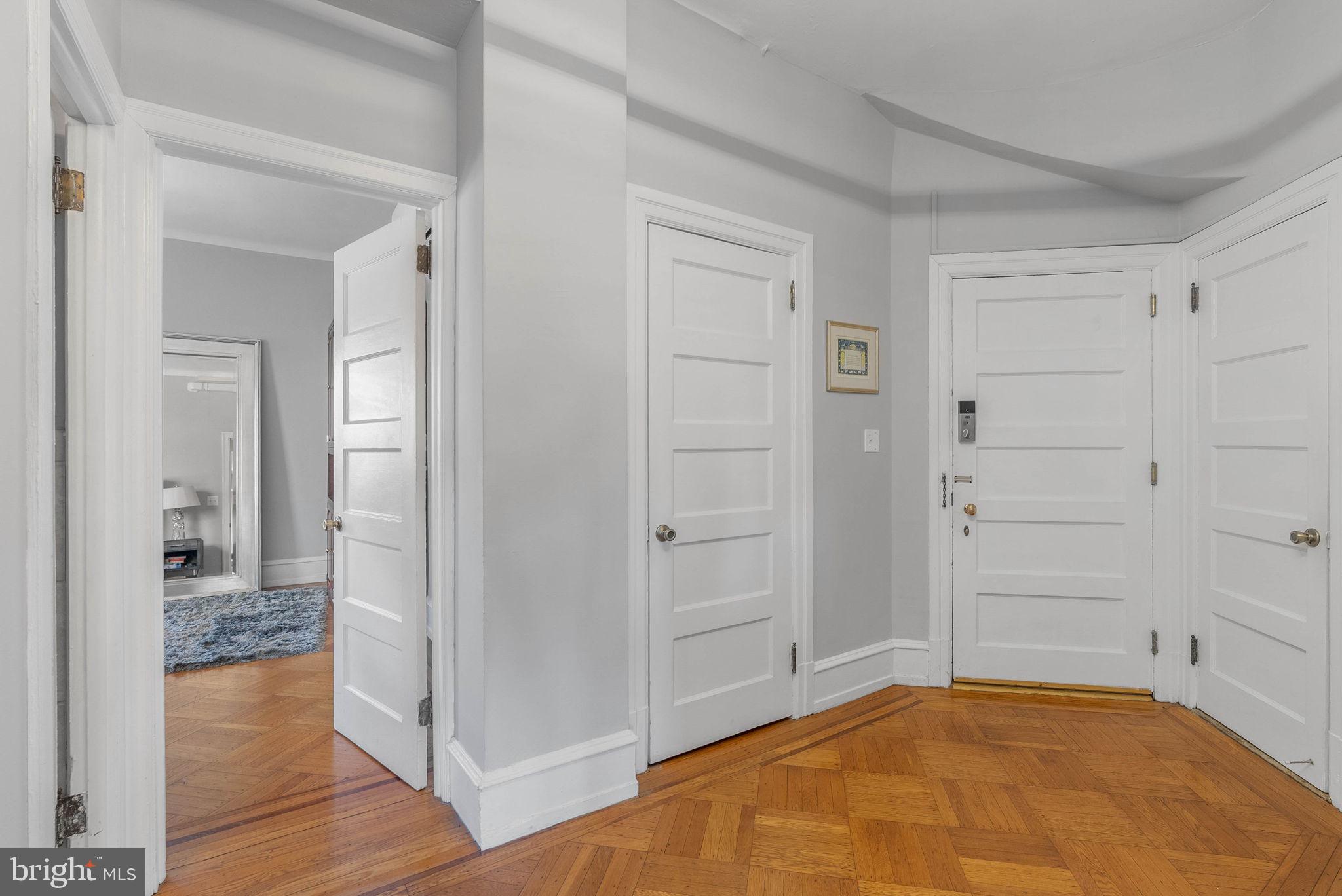 WASHINGTON SQ WEST - Residential