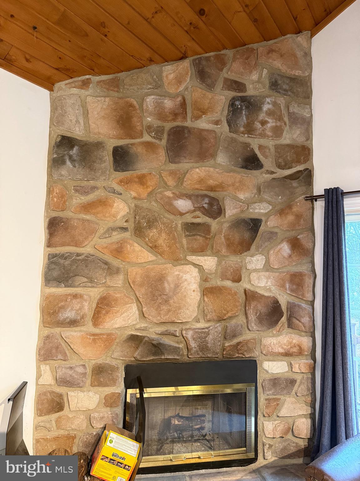 453 BROWN BRIAR CIRCLE