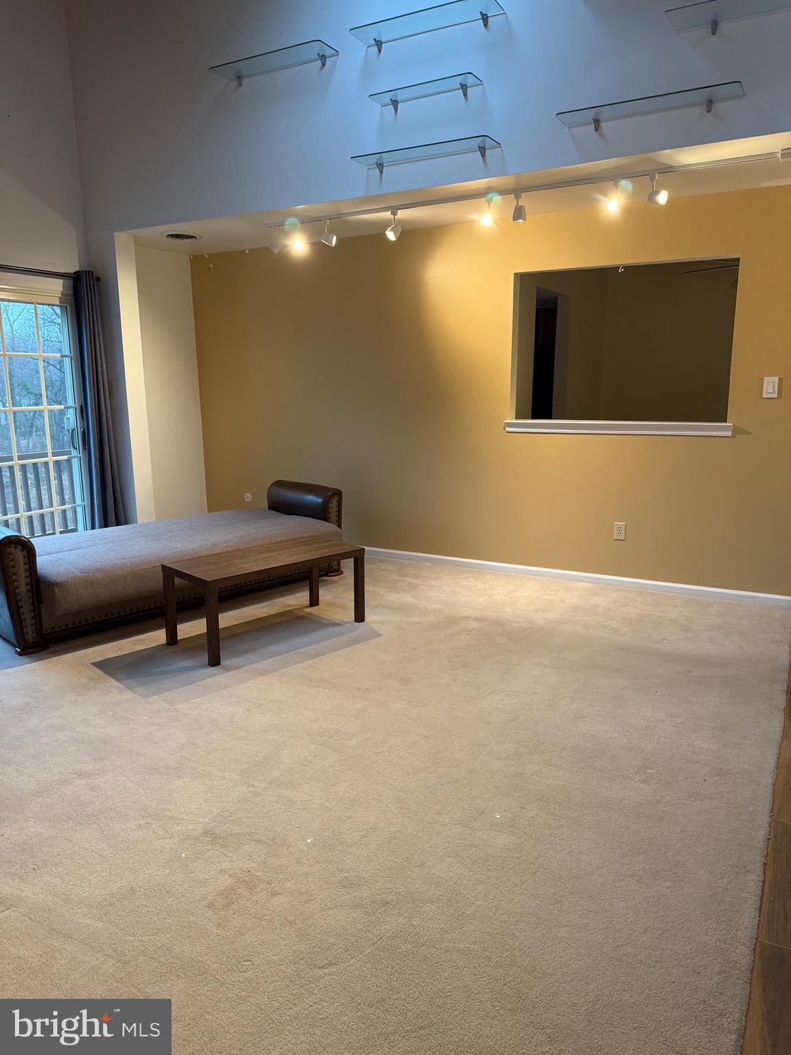 453 BROWN BRIAR CIRCLE