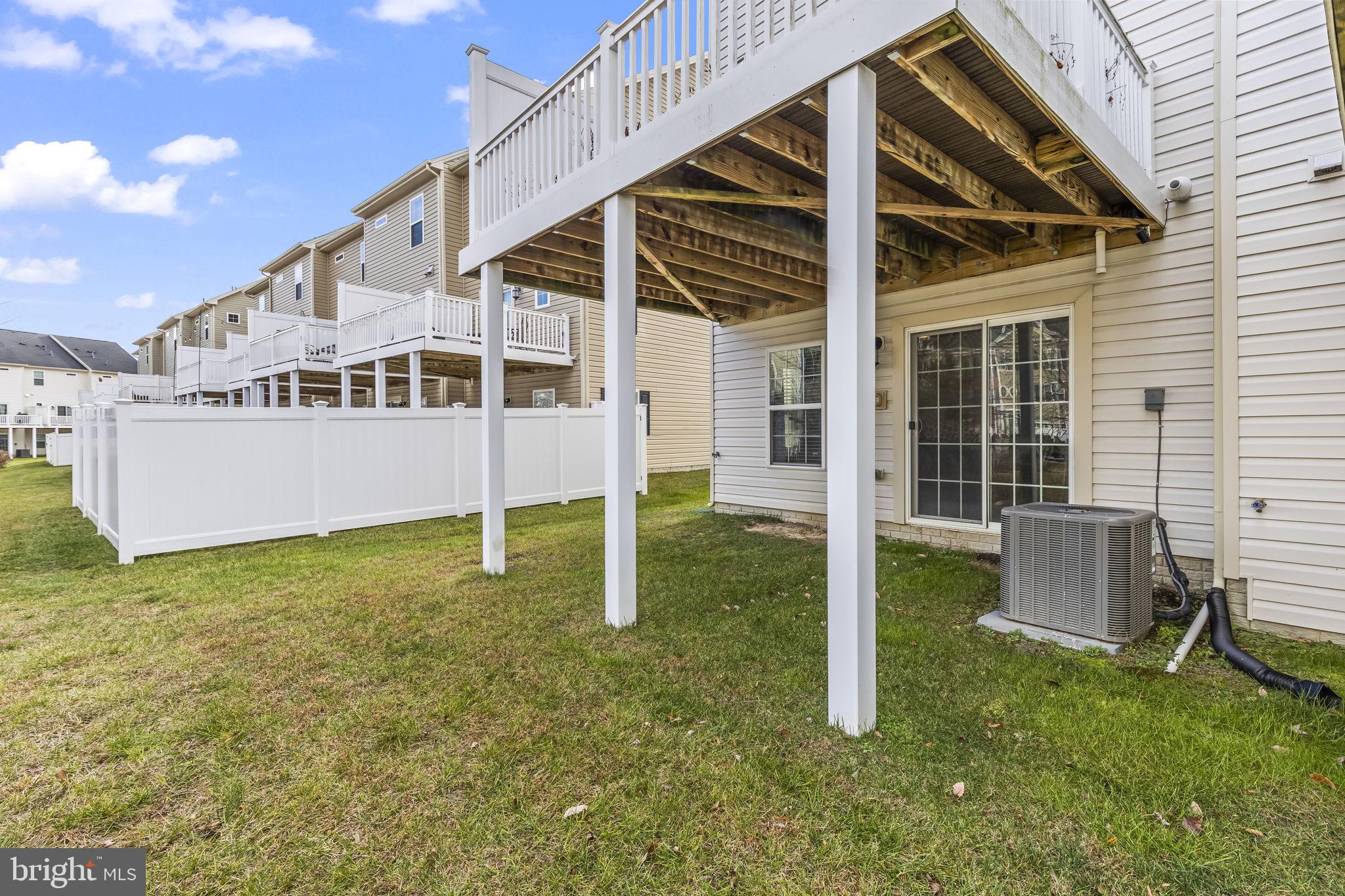 CREEKSTONE VILLAGE - Residential