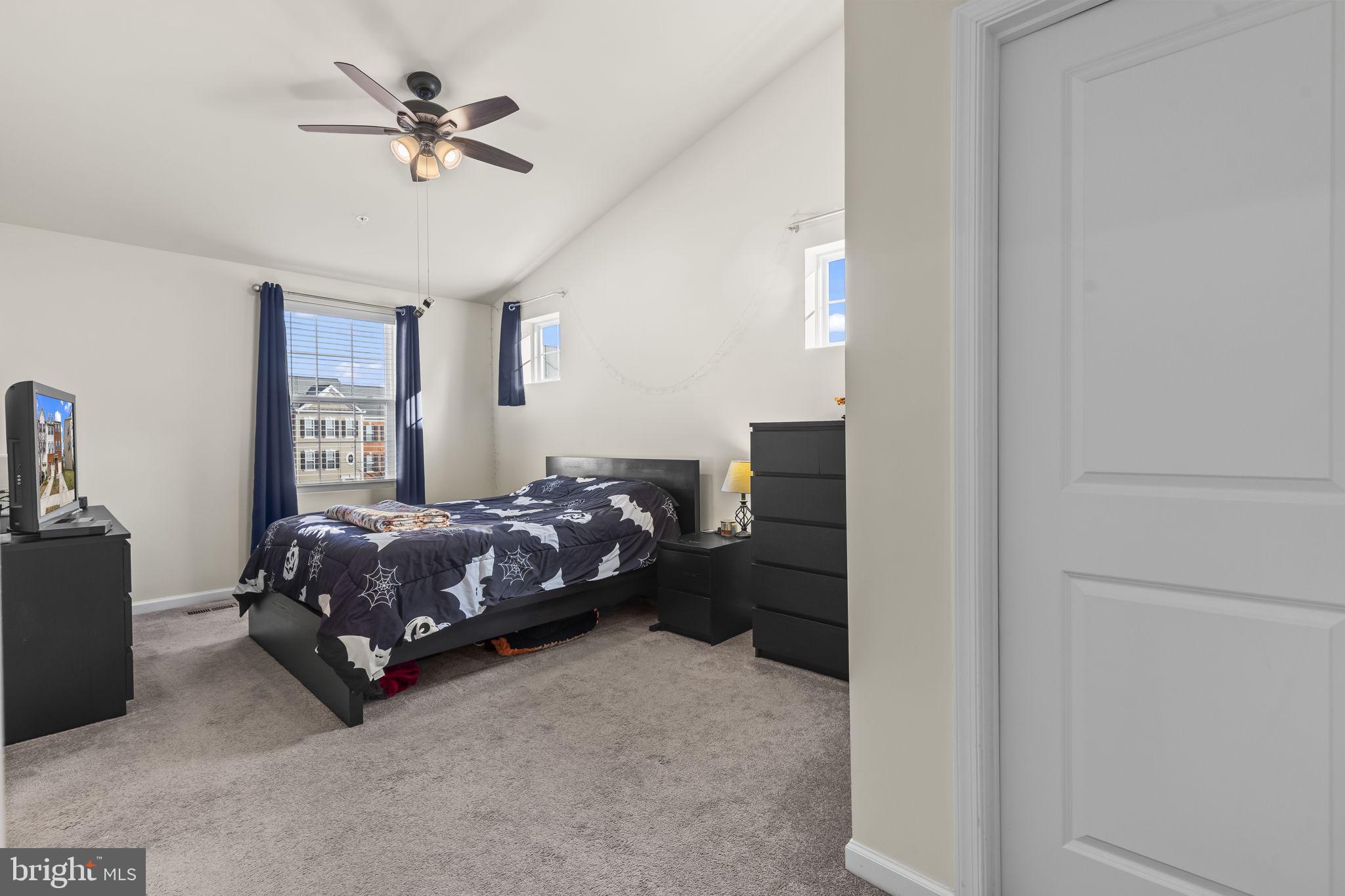 CREEKSTONE VILLAGE - Residential