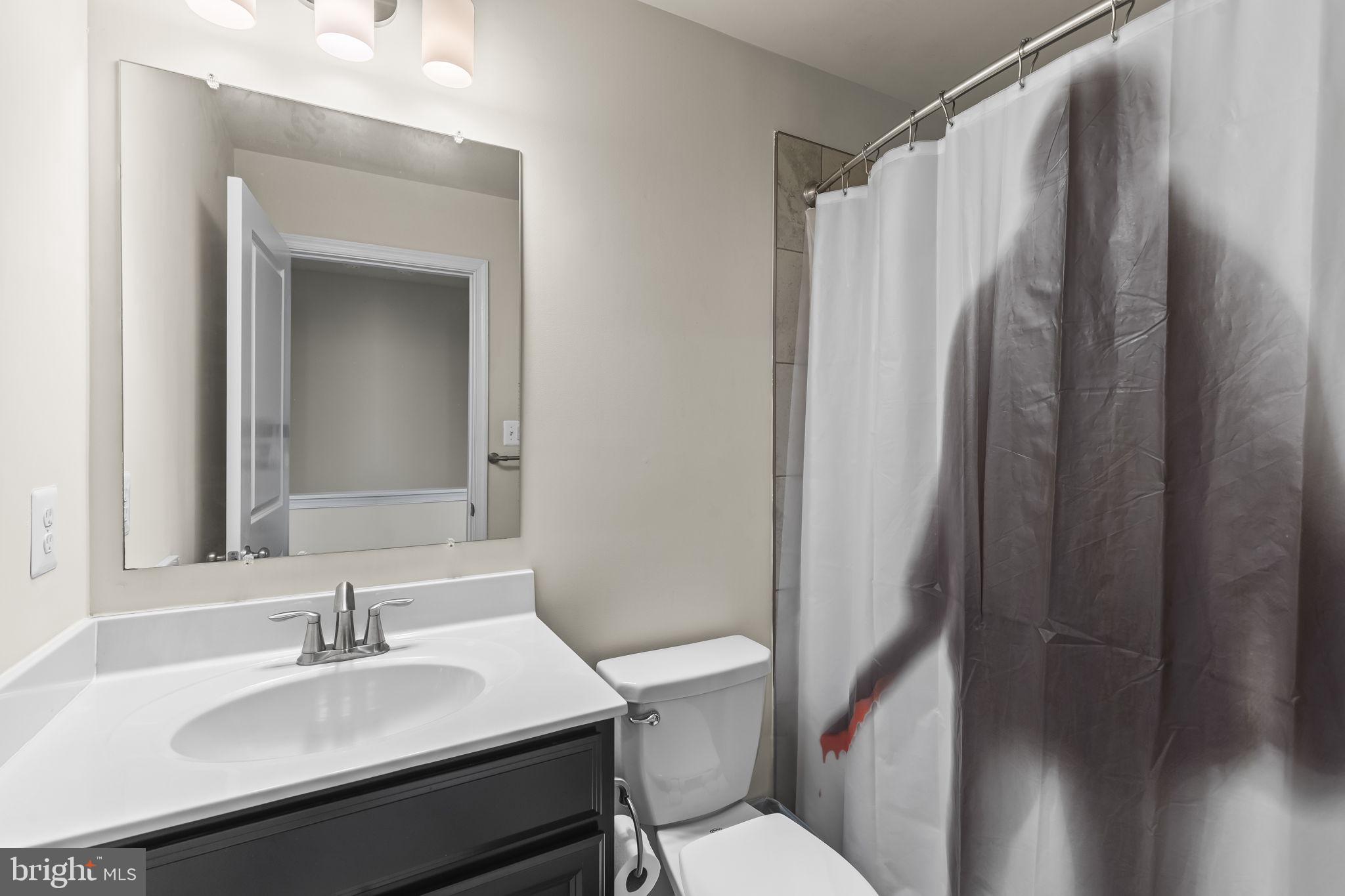 CREEKSTONE VILLAGE - Residential