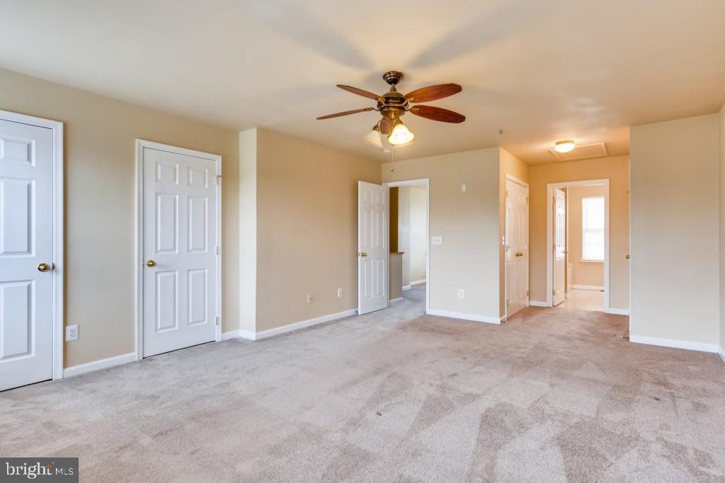 CARROLLWOOD MANOR - Residential