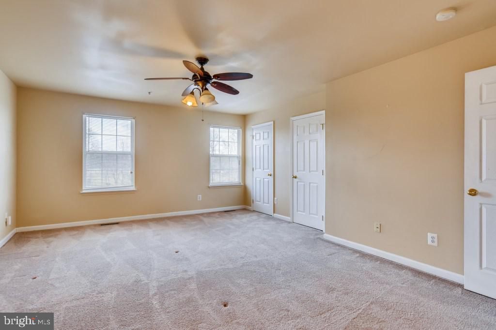 CARROLLWOOD MANOR - Residential