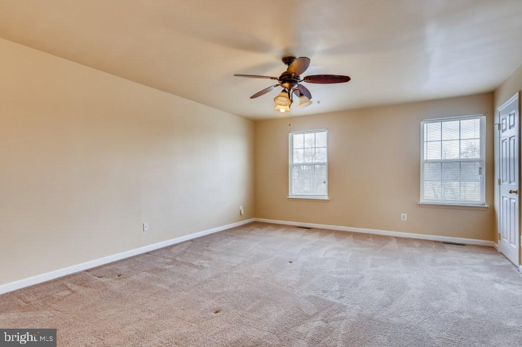 CARROLLWOOD MANOR - Residential