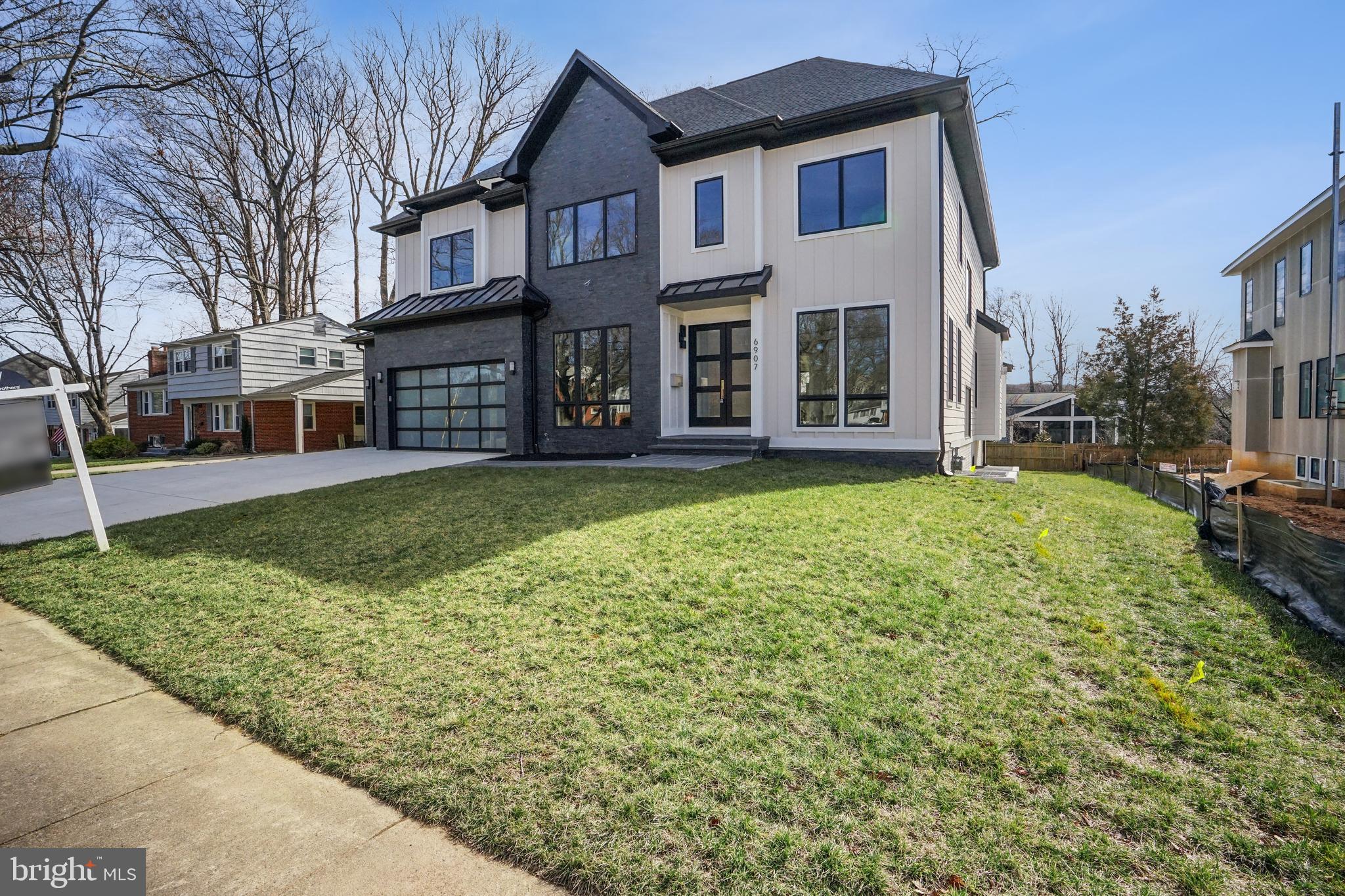 DEVON PARK - Residential