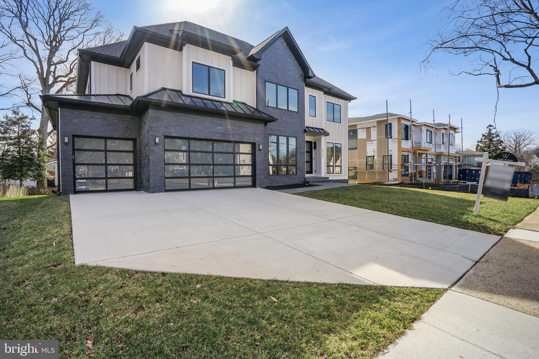 DEVON PARK - Residential