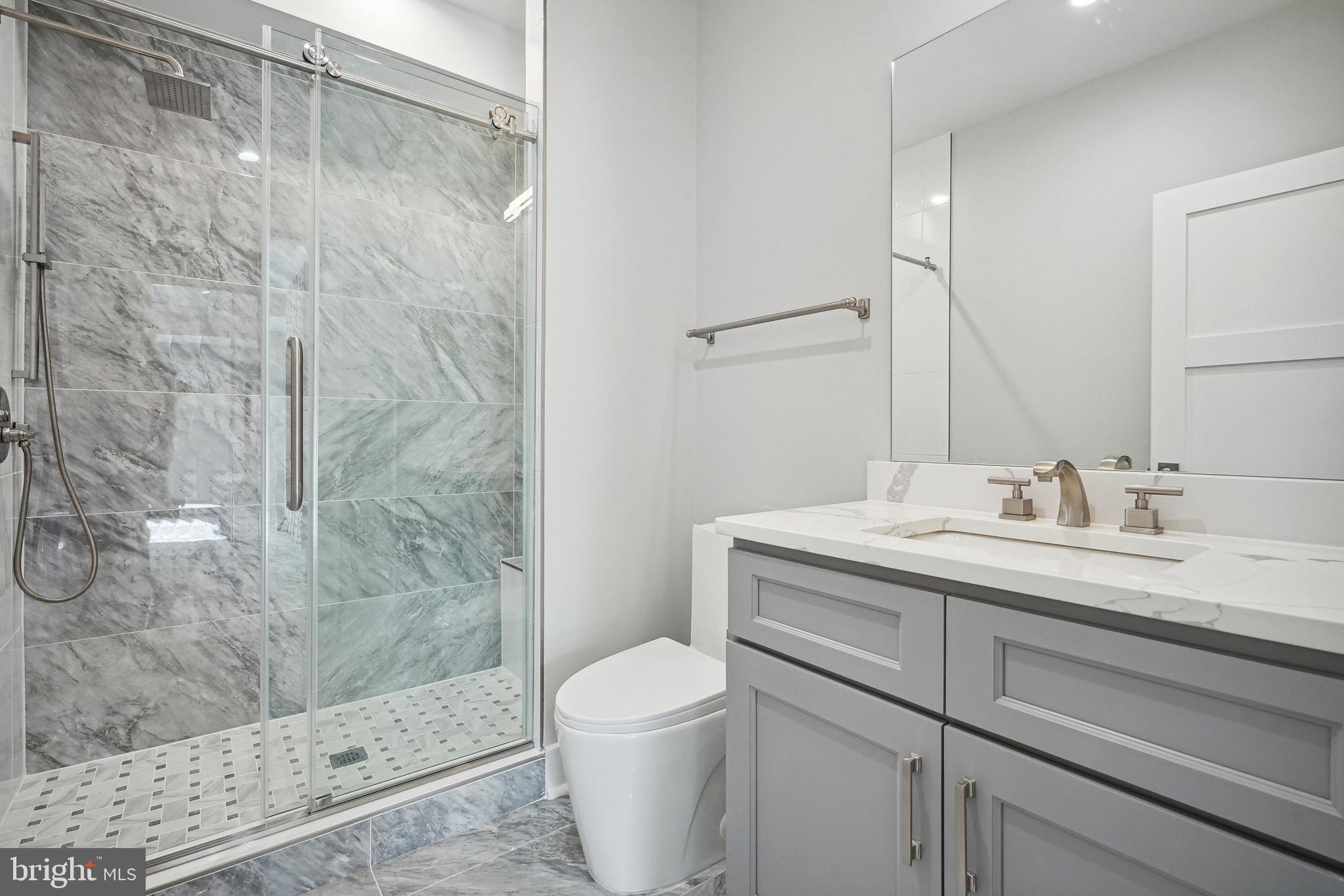 DEVON PARK - Residential