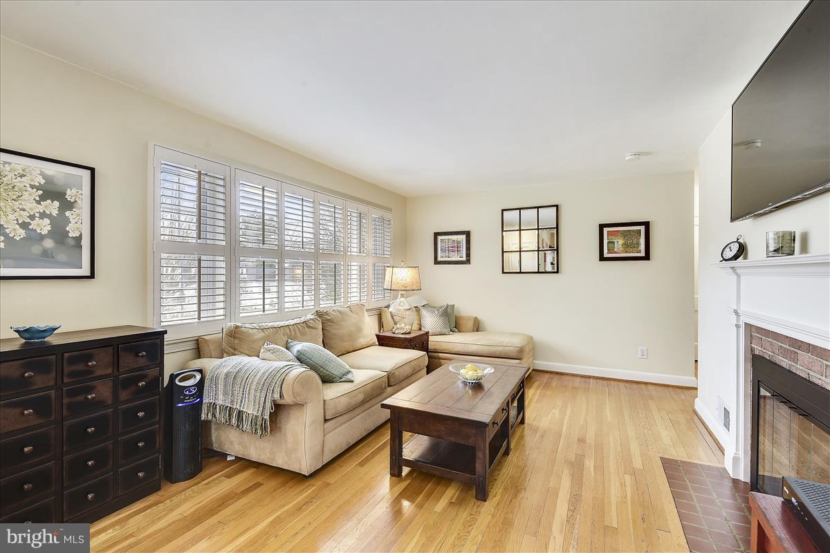 ALBERT V BRYAN - Residential