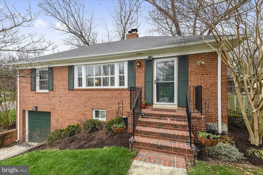 Beautiful all-brick rambler, updated throughout.  Renovated kitchen w/Shaker-style cabinets, granite & stainless.  Light, bright main level w/hardwood floors.   Redone main level bath w/soaking tub & marble surround.  Gorgeous & extensive landscaping & hardscaping.  Stamped paver driveway flanked by stone-patterned retaining walls. Fenced backyard.  Minutes to Old Town and 1 mile to King St Metro.