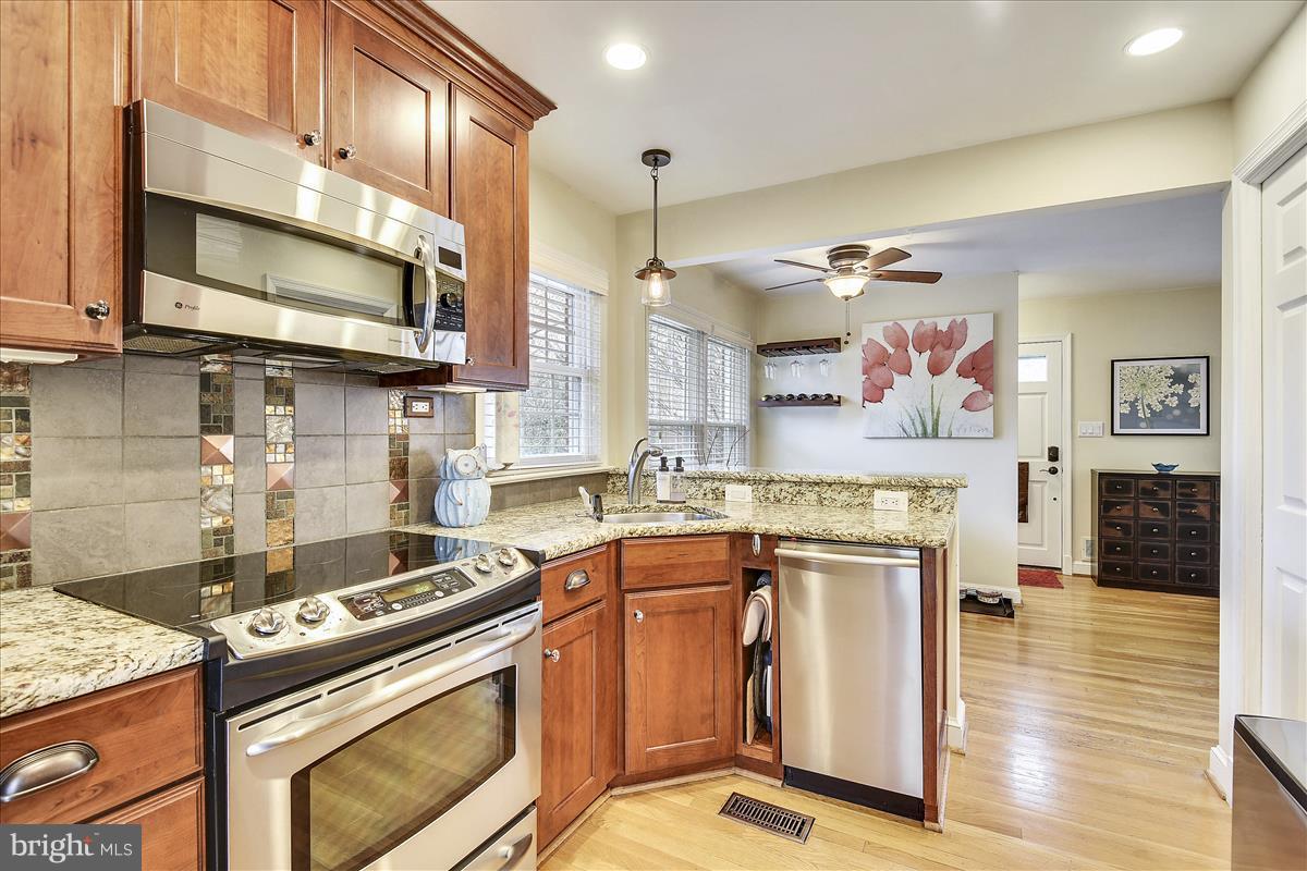 ALBERT V BRYAN - Residential