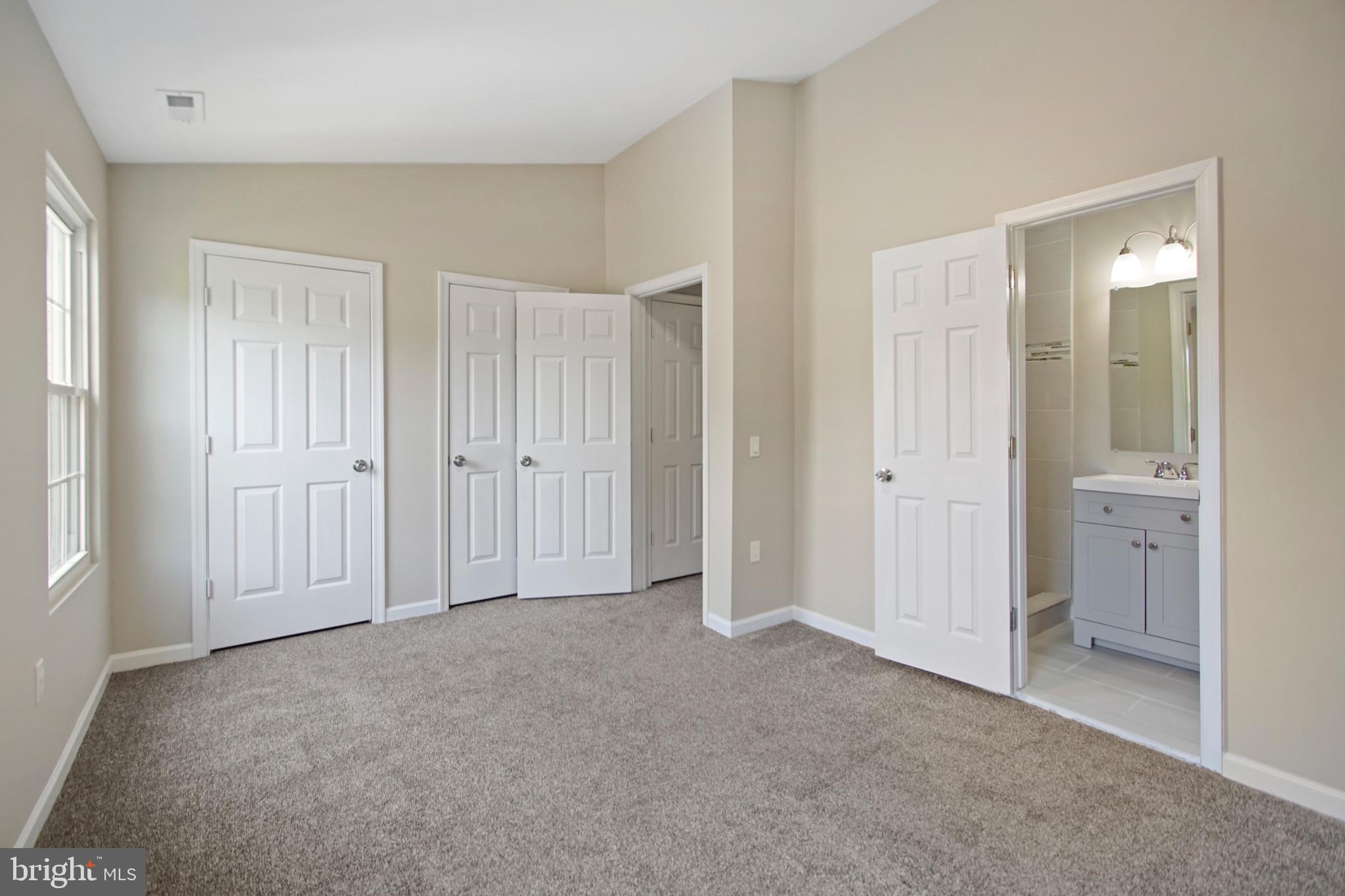 LANDSDOWNE - Residential