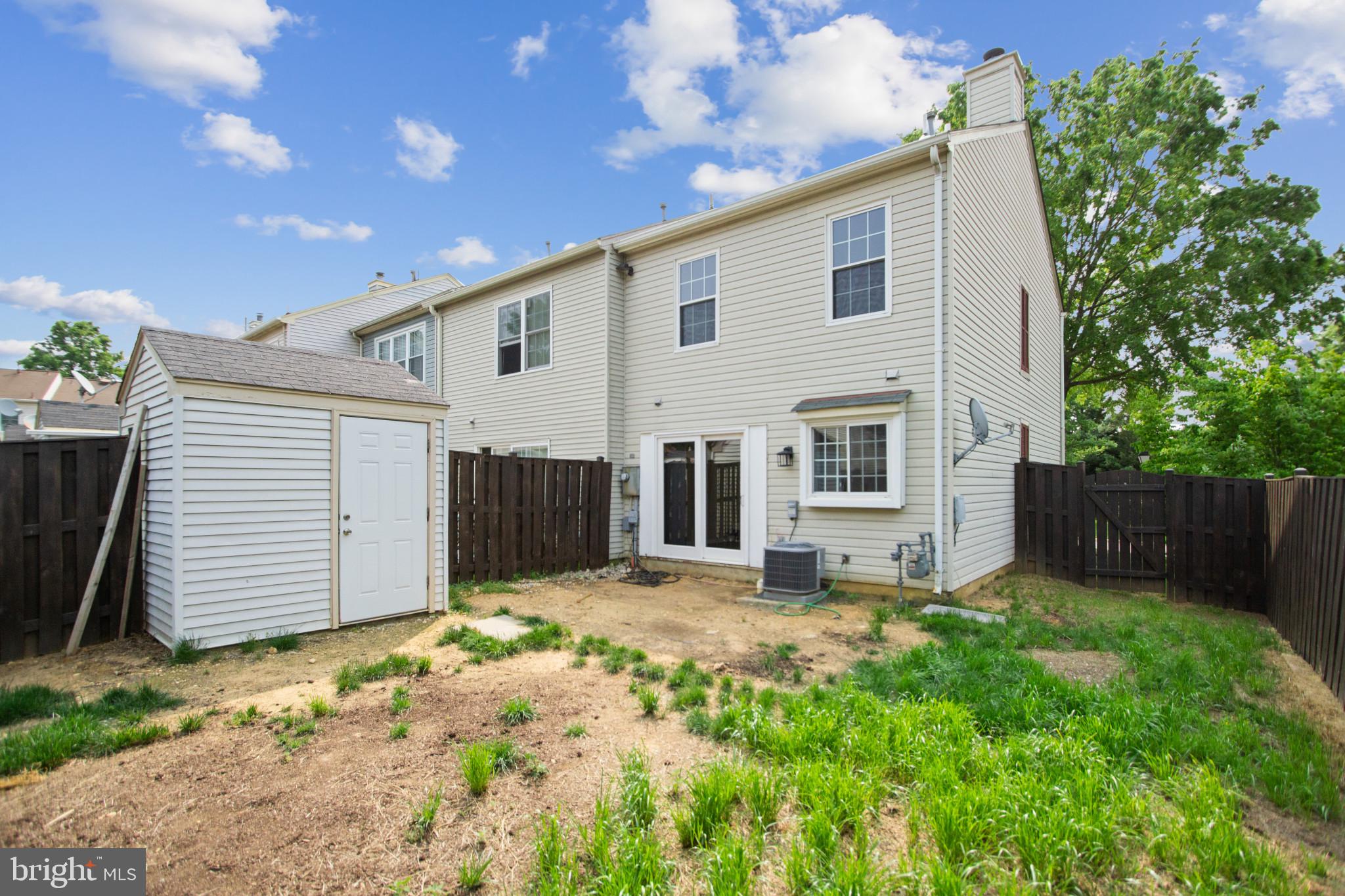 LANDSDOWNE - Residential