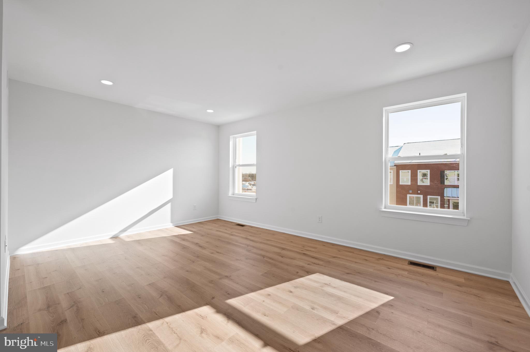 ARBOR PLACE - Residential