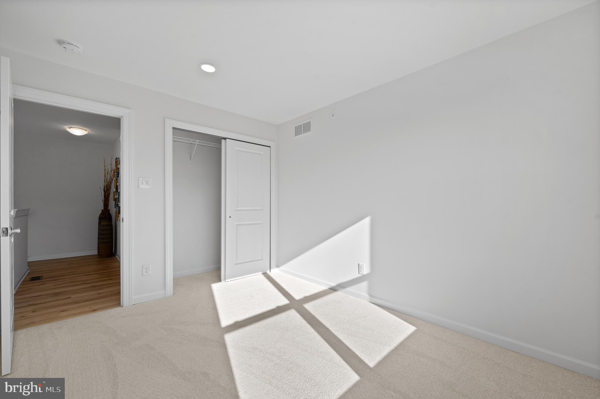 ARBOR PLACE - Residential