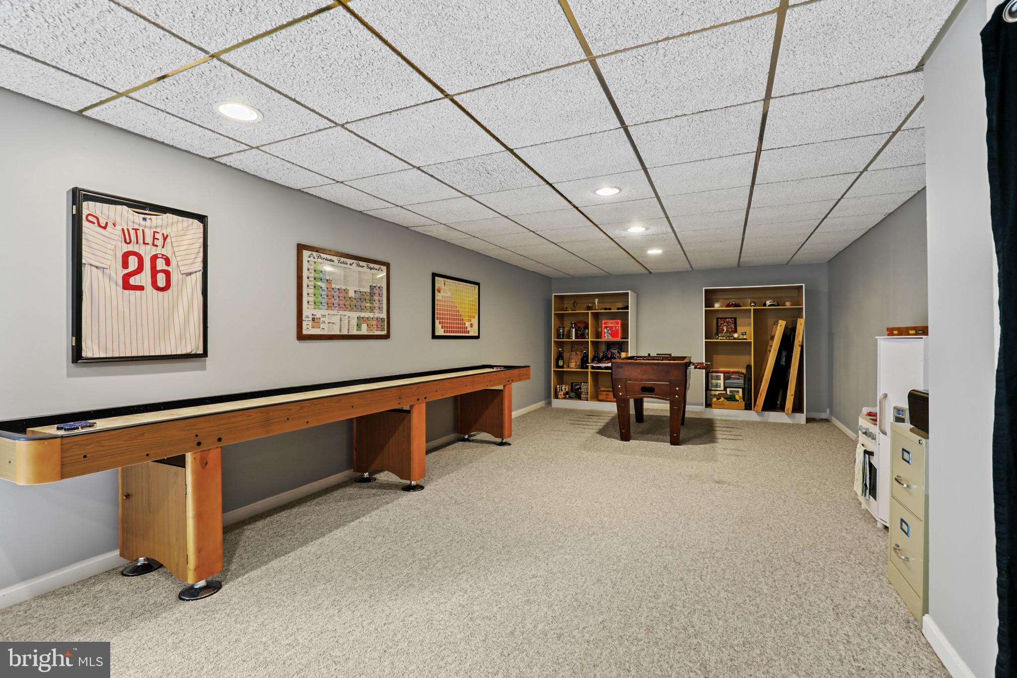 OVERVIEW MANOR - Residential