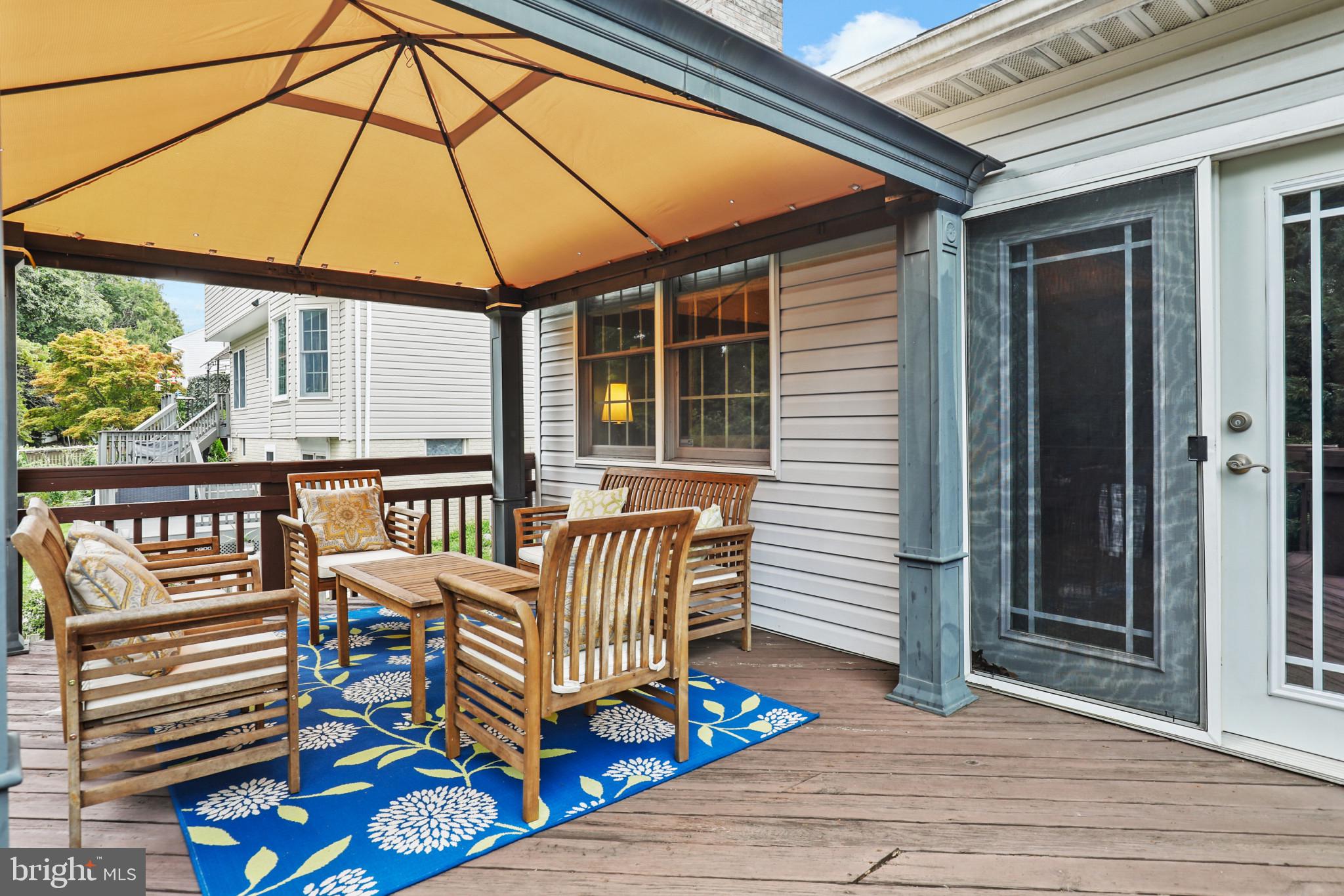 OVERVIEW MANOR - Residential