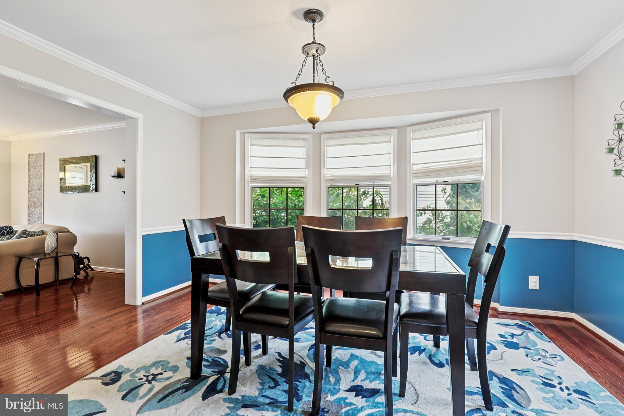 OVERVIEW MANOR - Residential