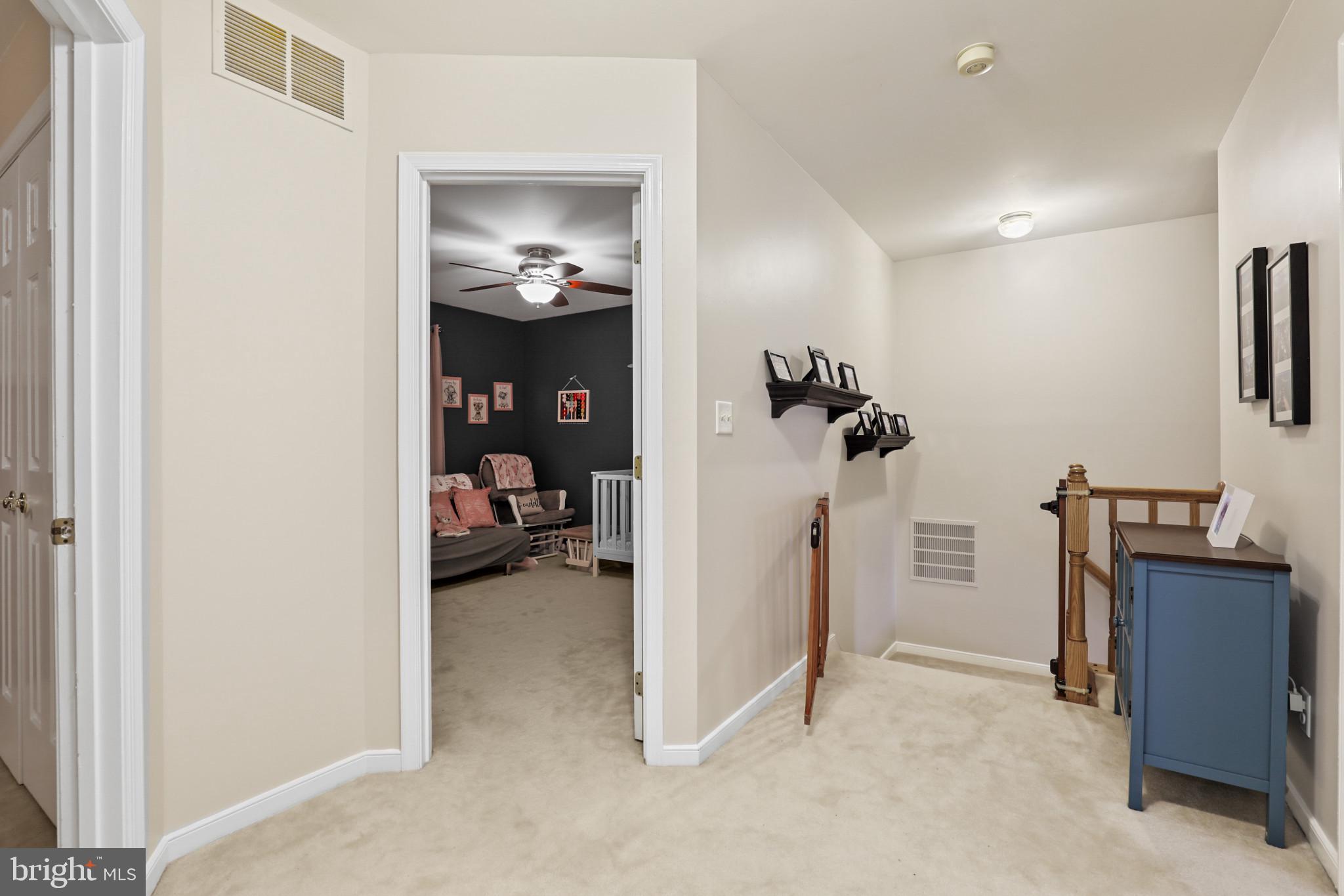 OVERVIEW MANOR - Residential