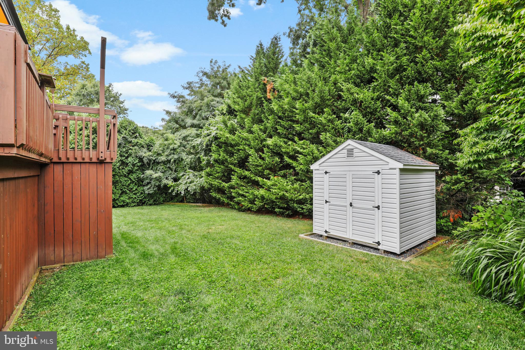 OVERVIEW MANOR - Residential