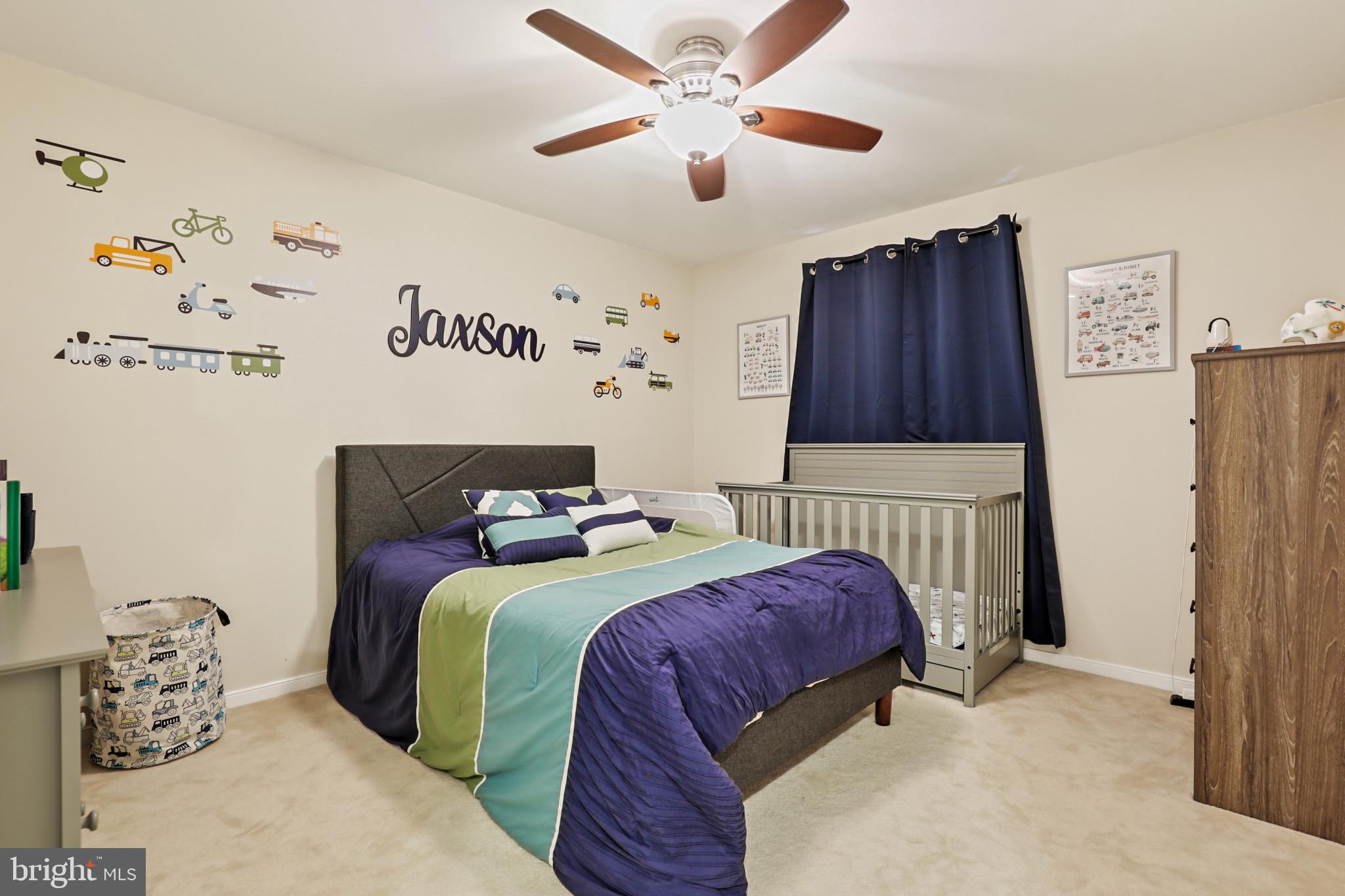 OVERVIEW MANOR - Residential