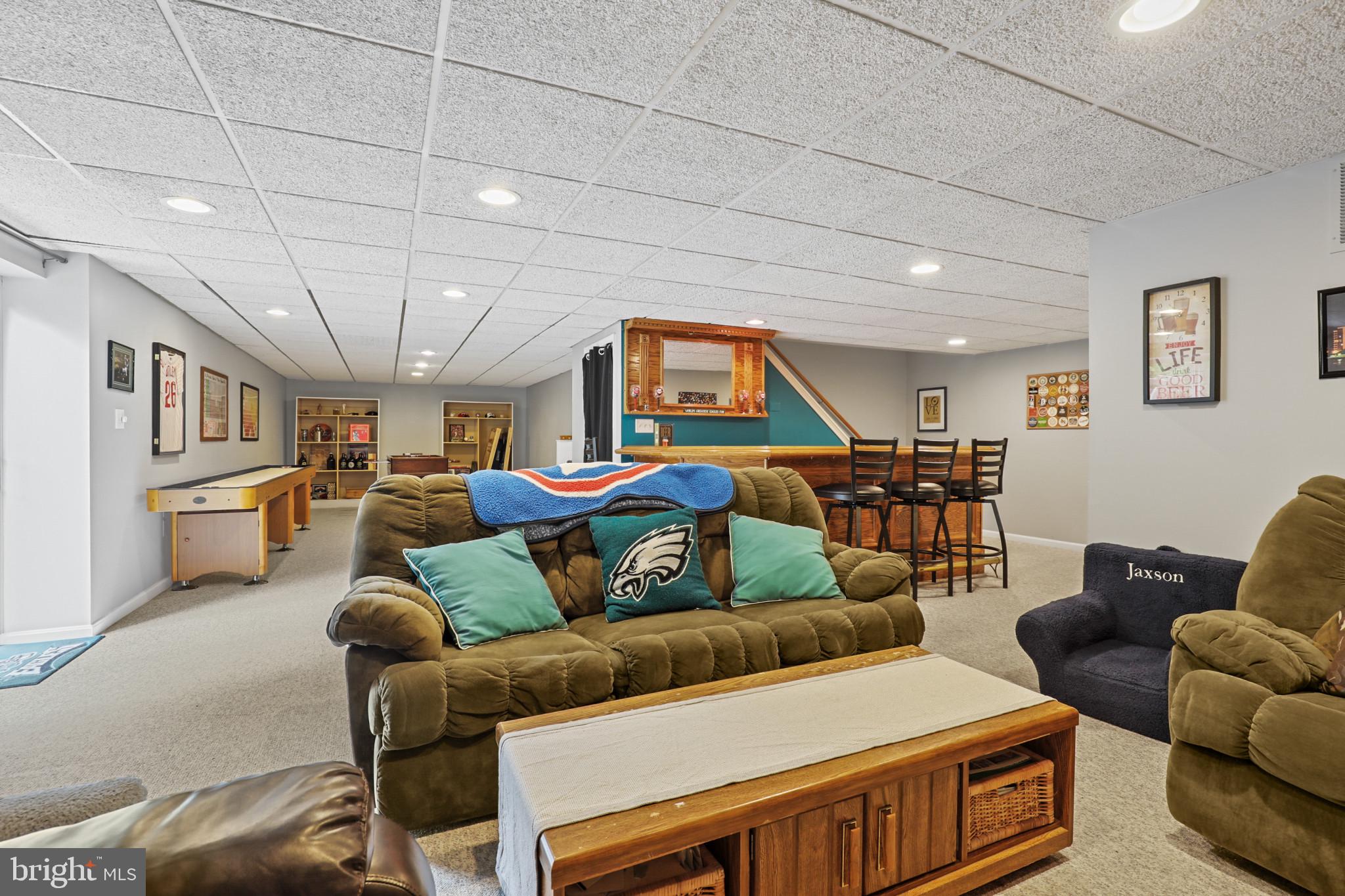 OVERVIEW MANOR - Residential