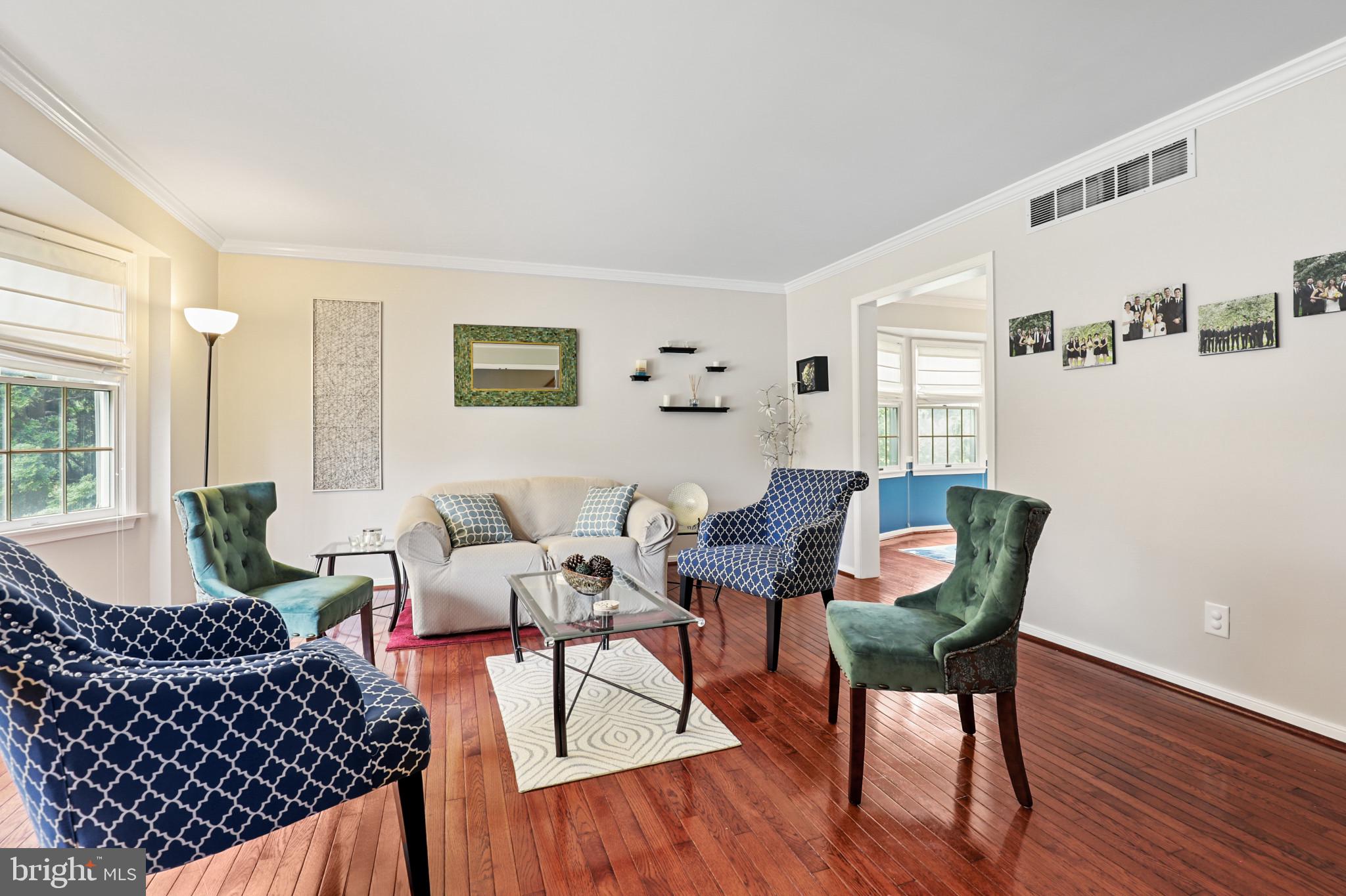 OVERVIEW MANOR - Residential