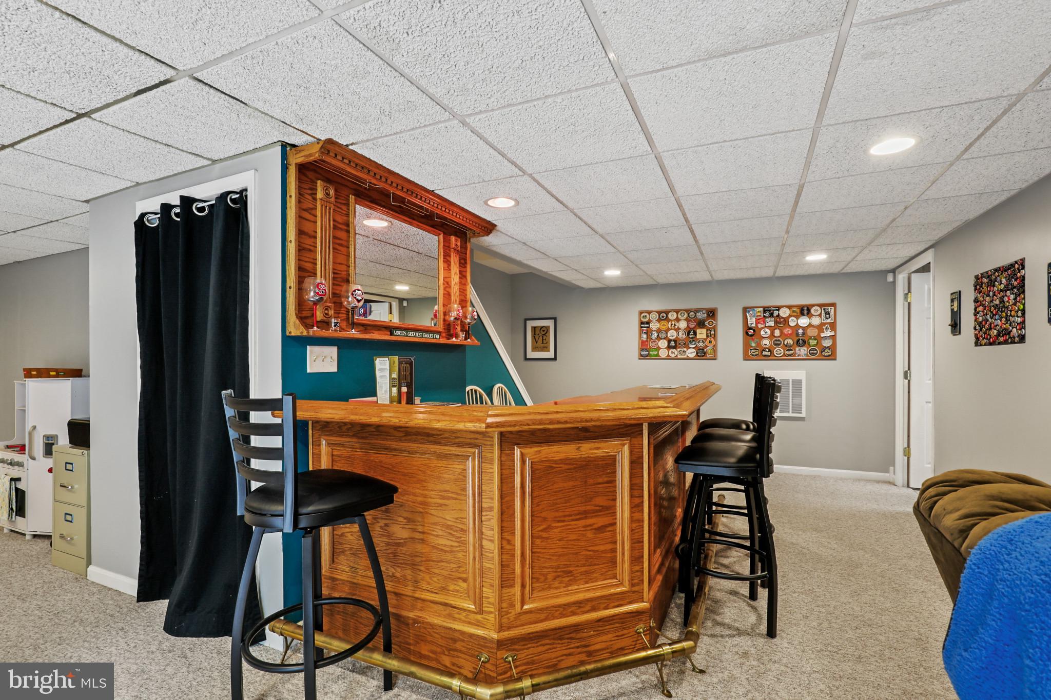 OVERVIEW MANOR - Residential