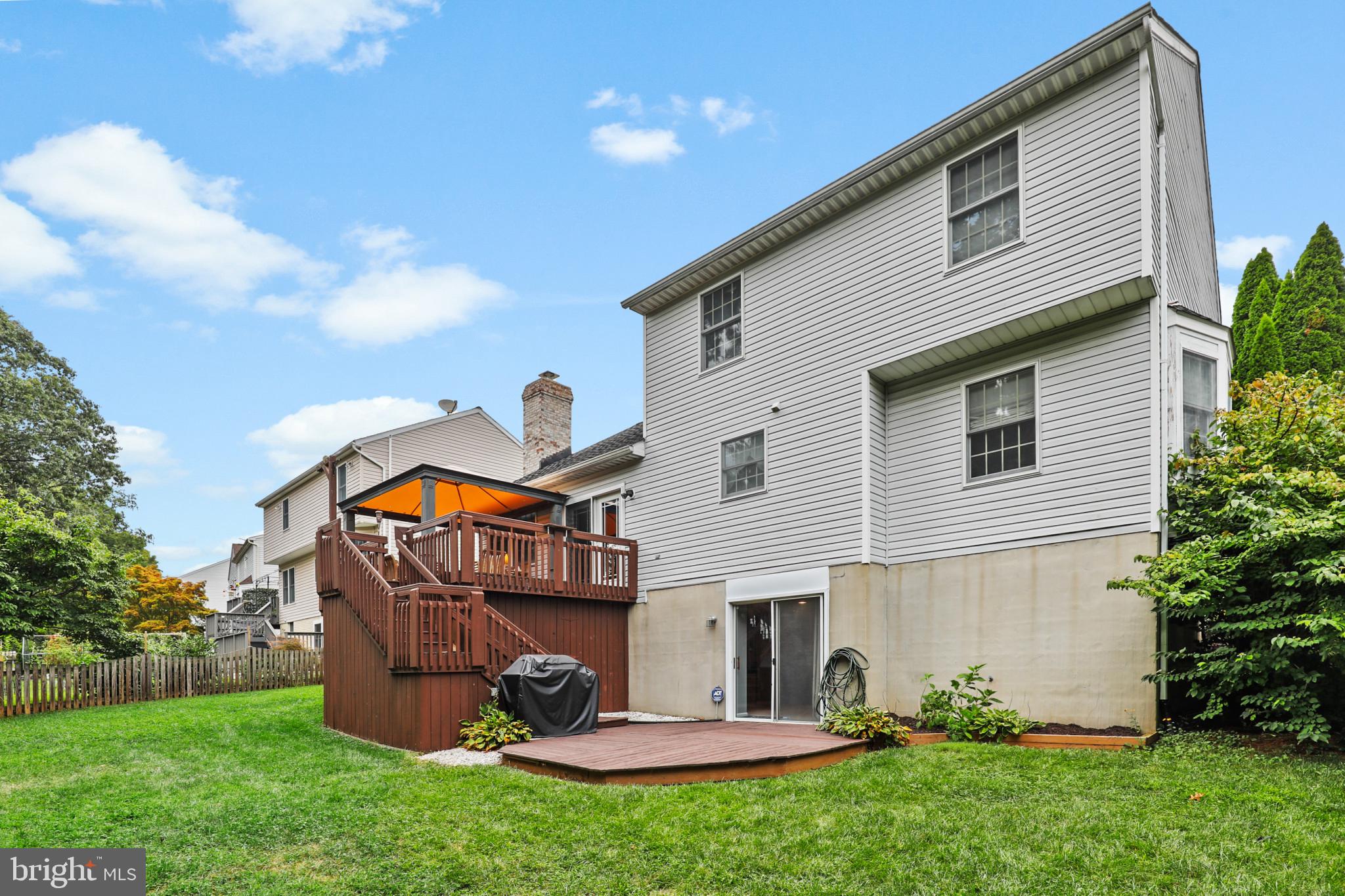 OVERVIEW MANOR - Residential