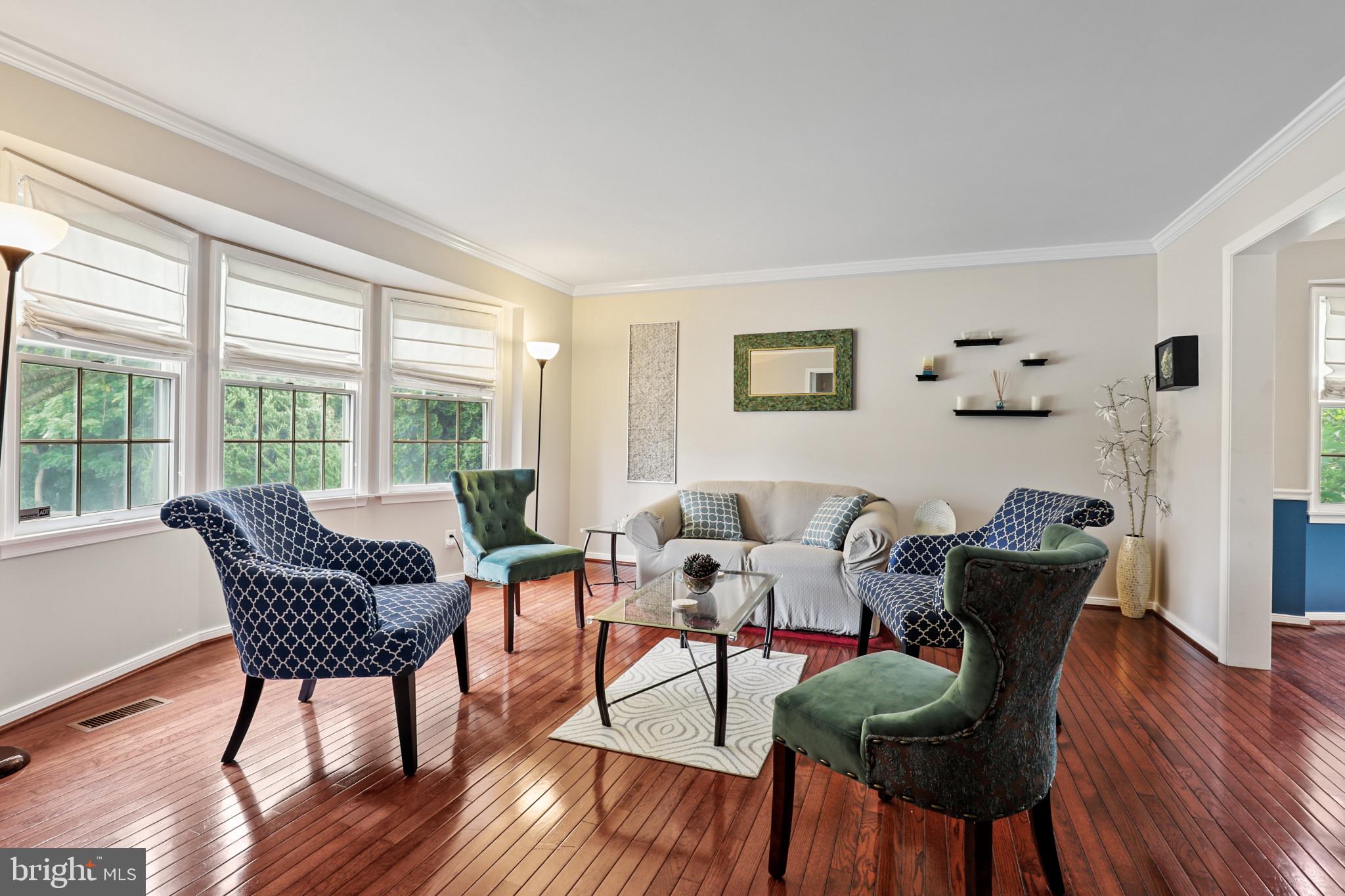 OVERVIEW MANOR - Residential