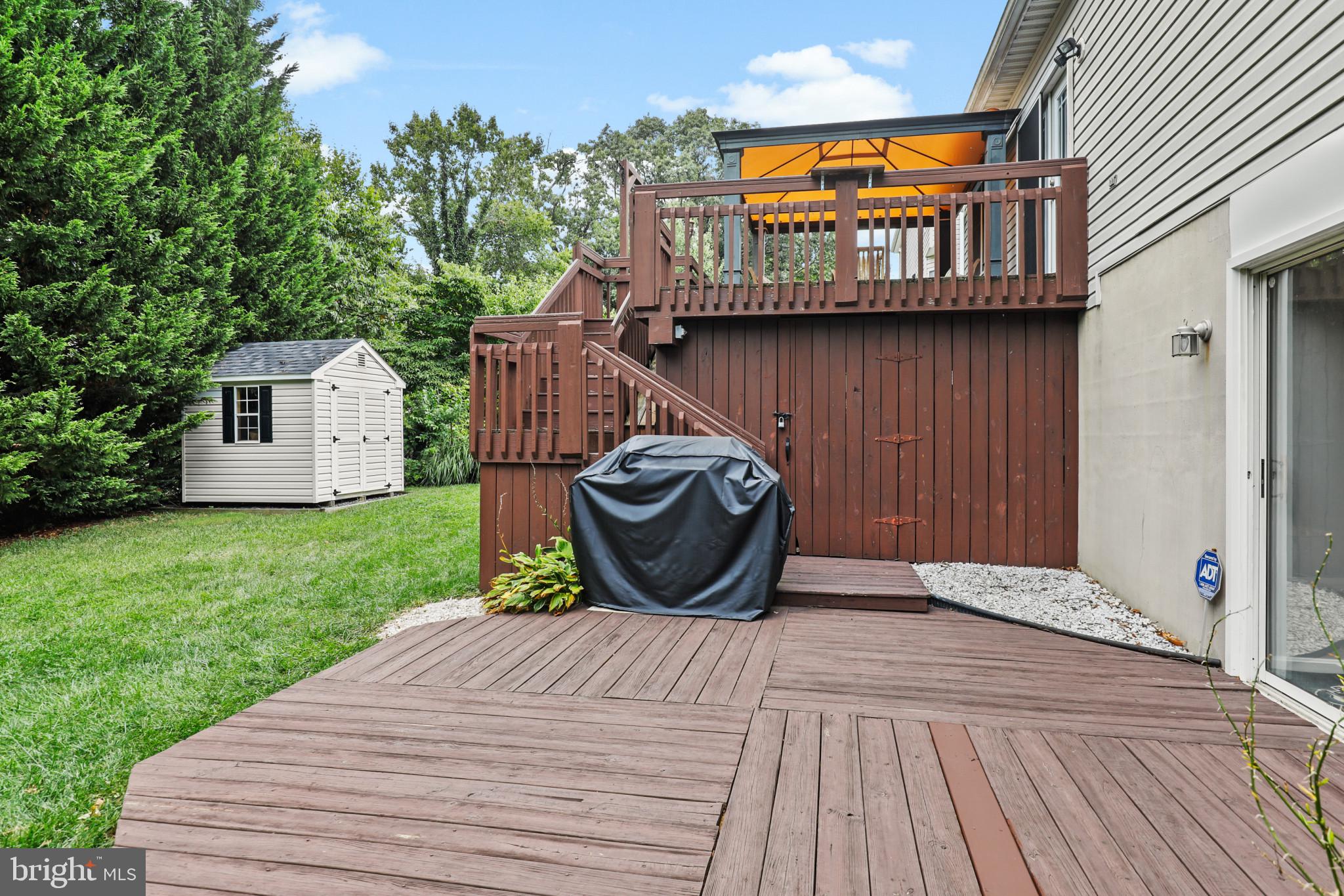 OVERVIEW MANOR - Residential