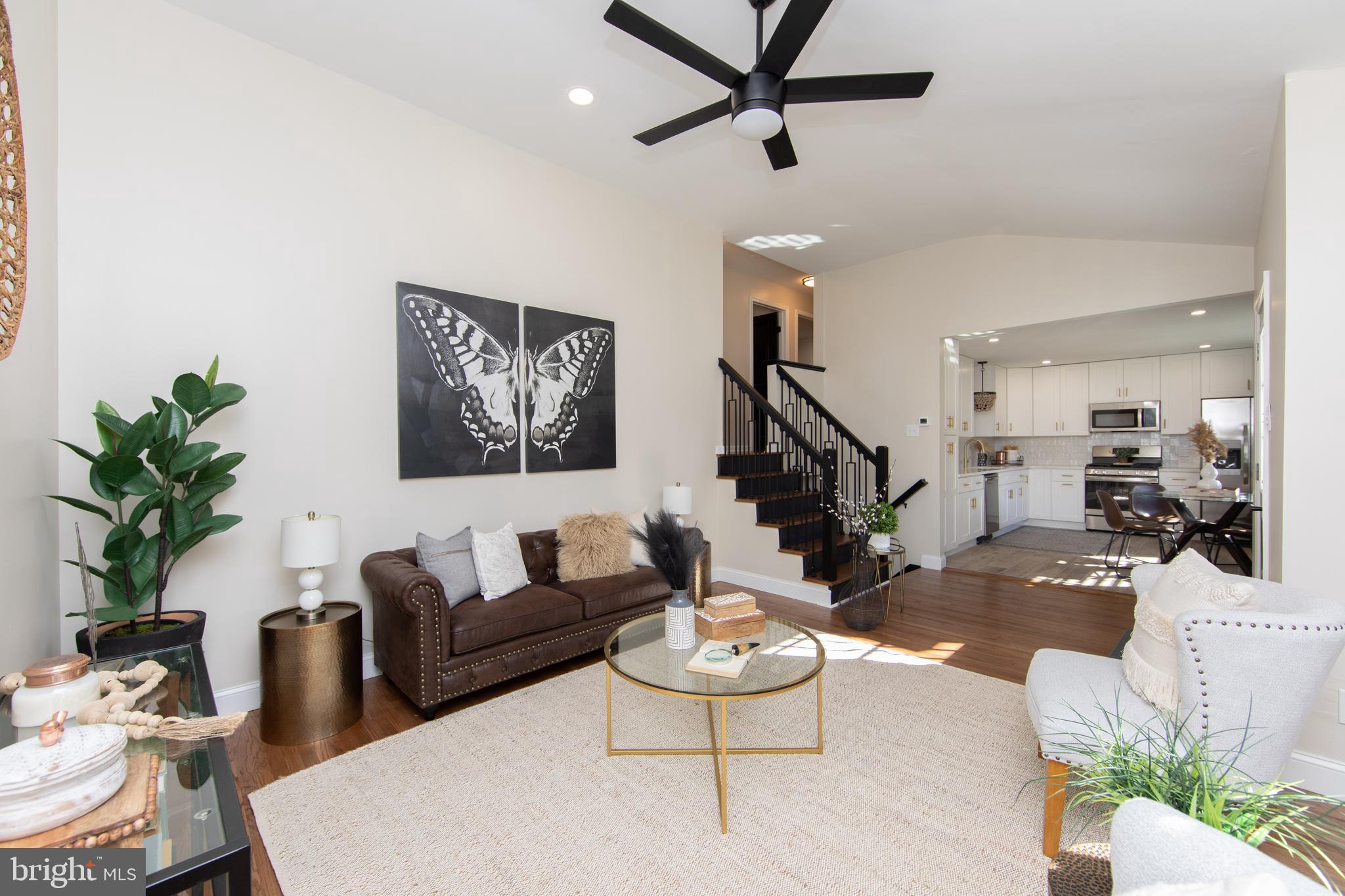 405 E MELROSE AVENUE