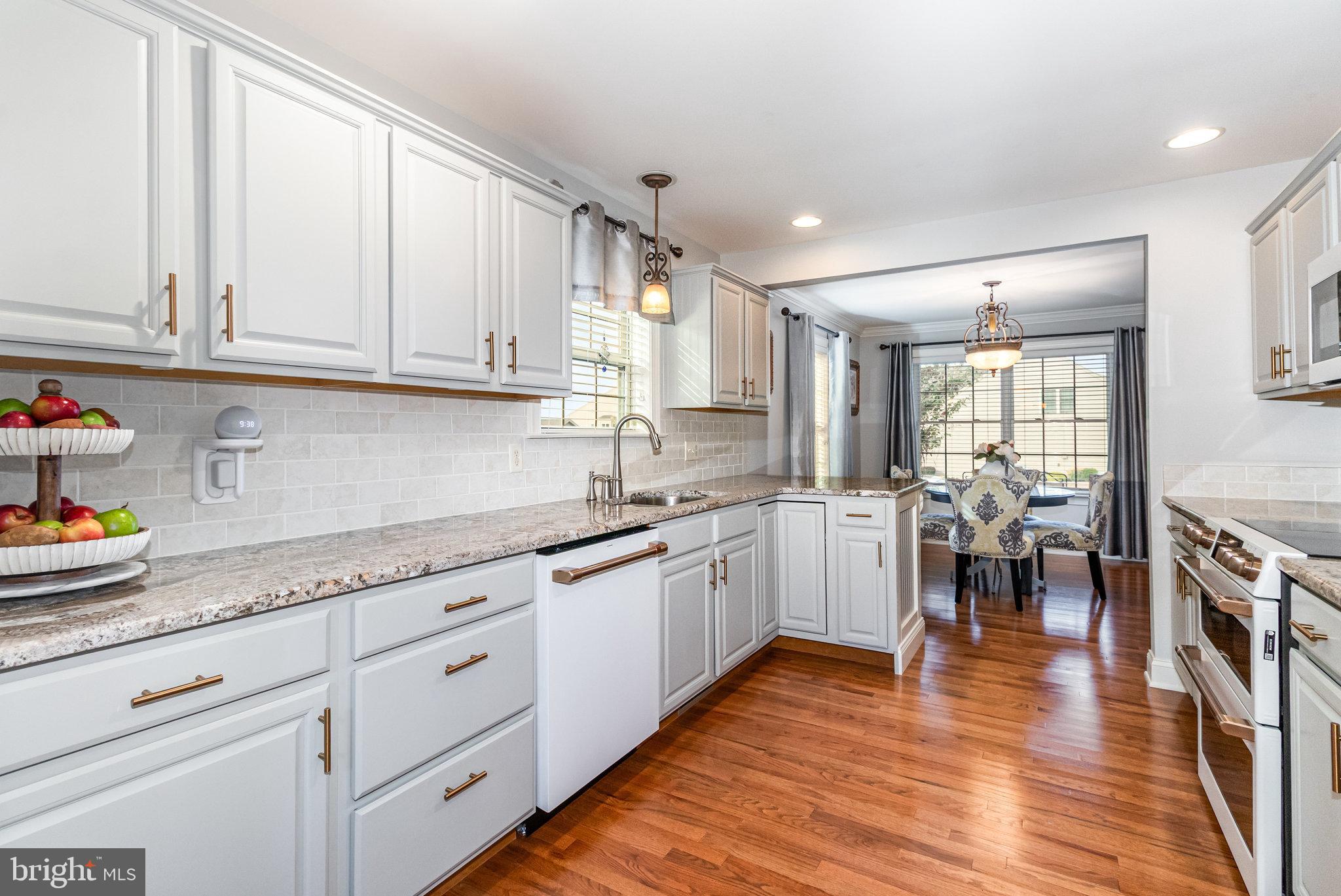 WYNDHURST MANOR - Residential