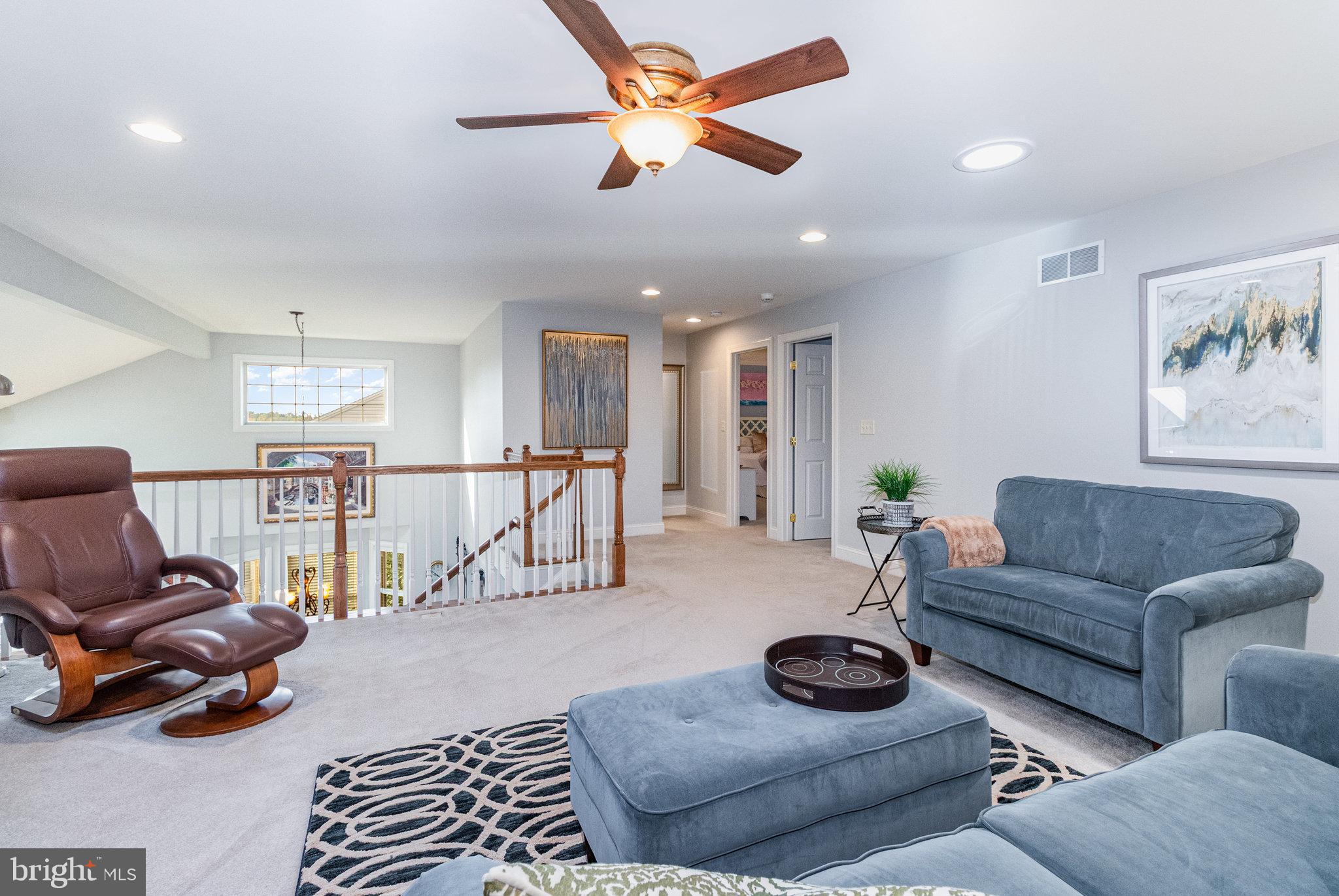 WYNDHURST MANOR - Residential