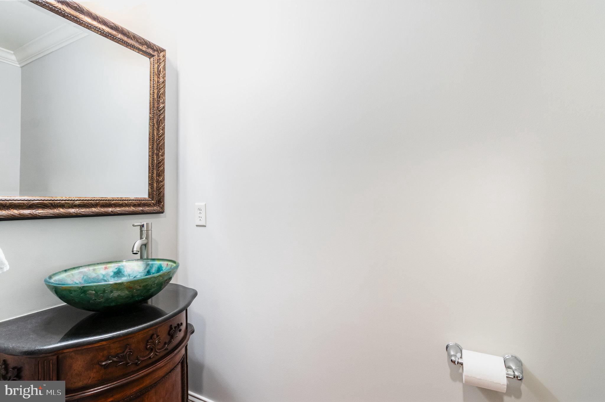 WYNDHURST MANOR - Residential