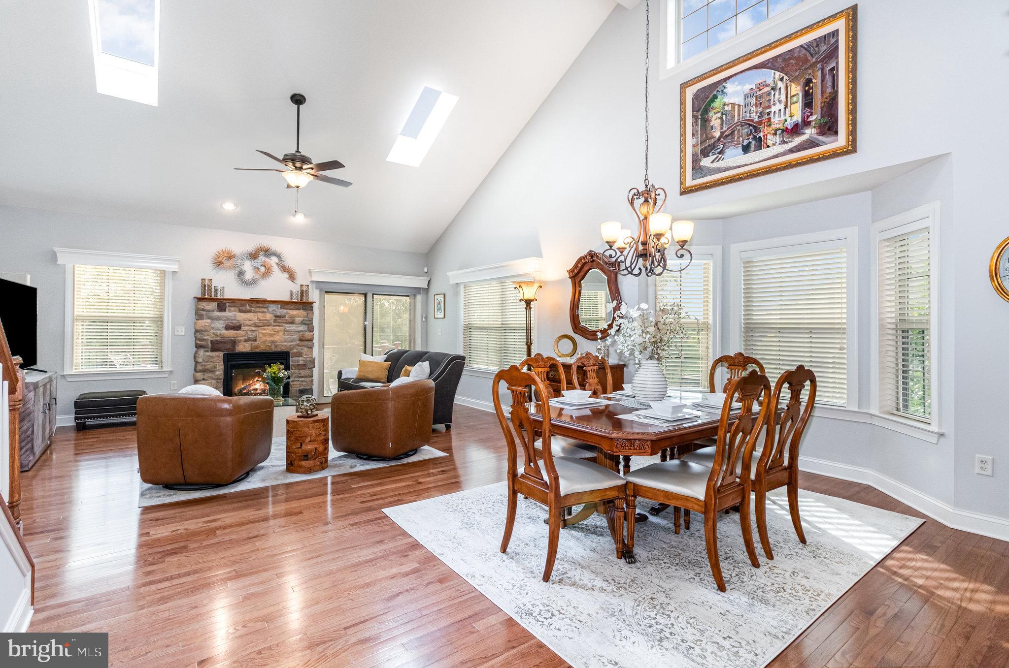 WYNDHURST MANOR - Residential