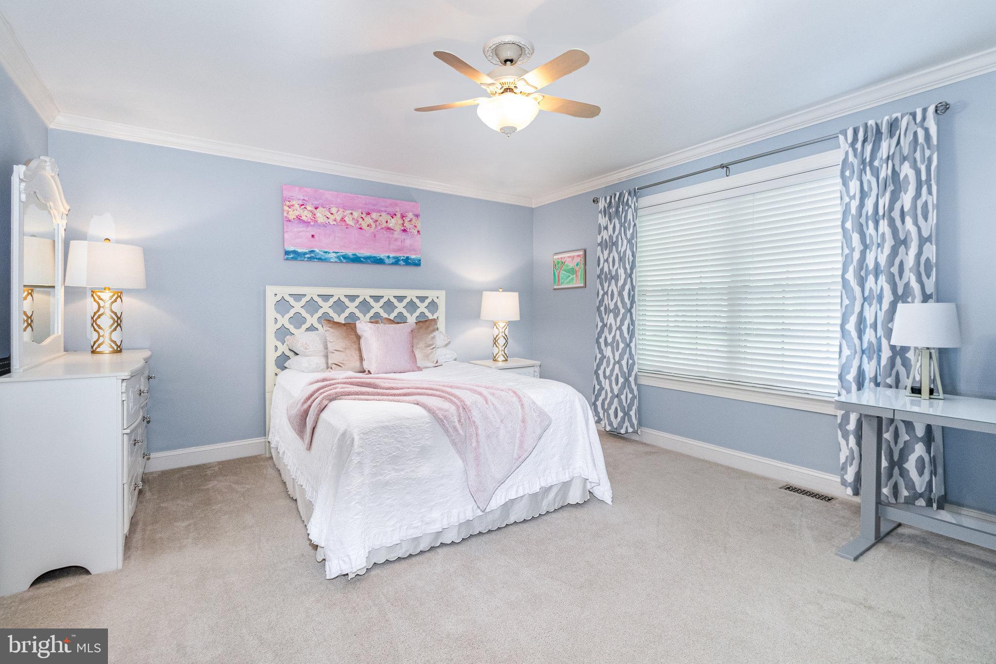 WYNDHURST MANOR - Residential