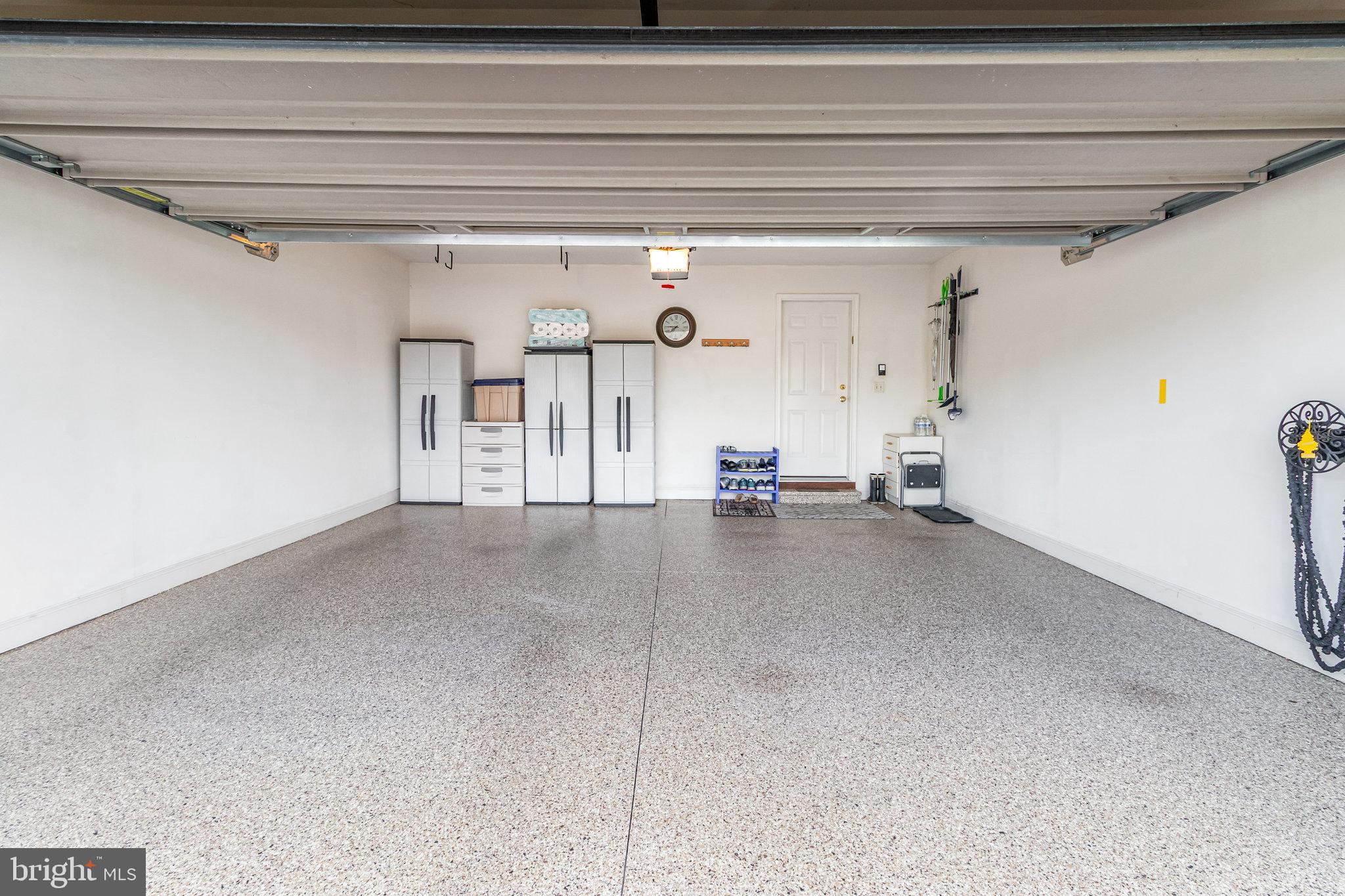 WYNDHURST MANOR - Residential