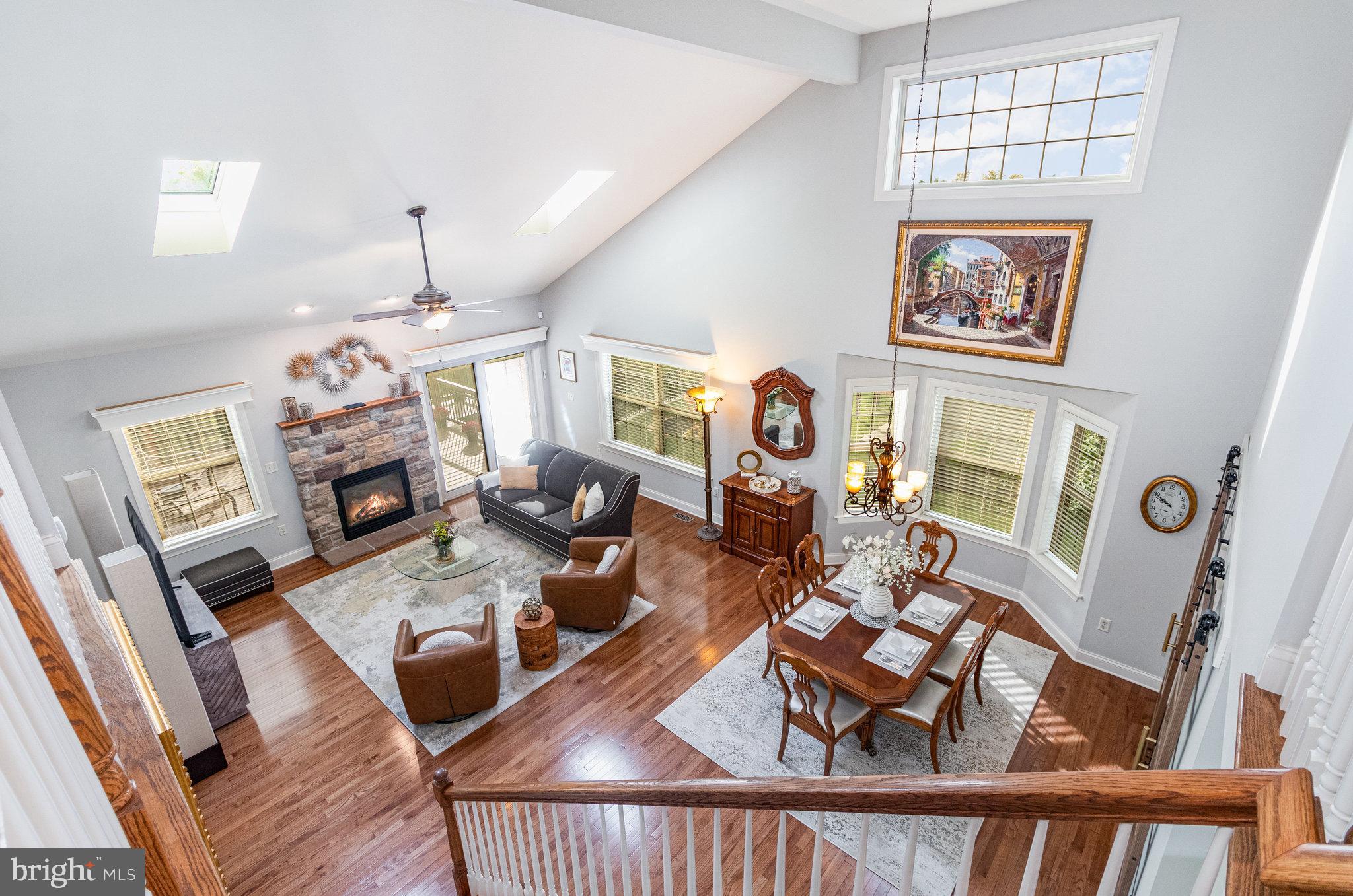 WYNDHURST MANOR - Residential