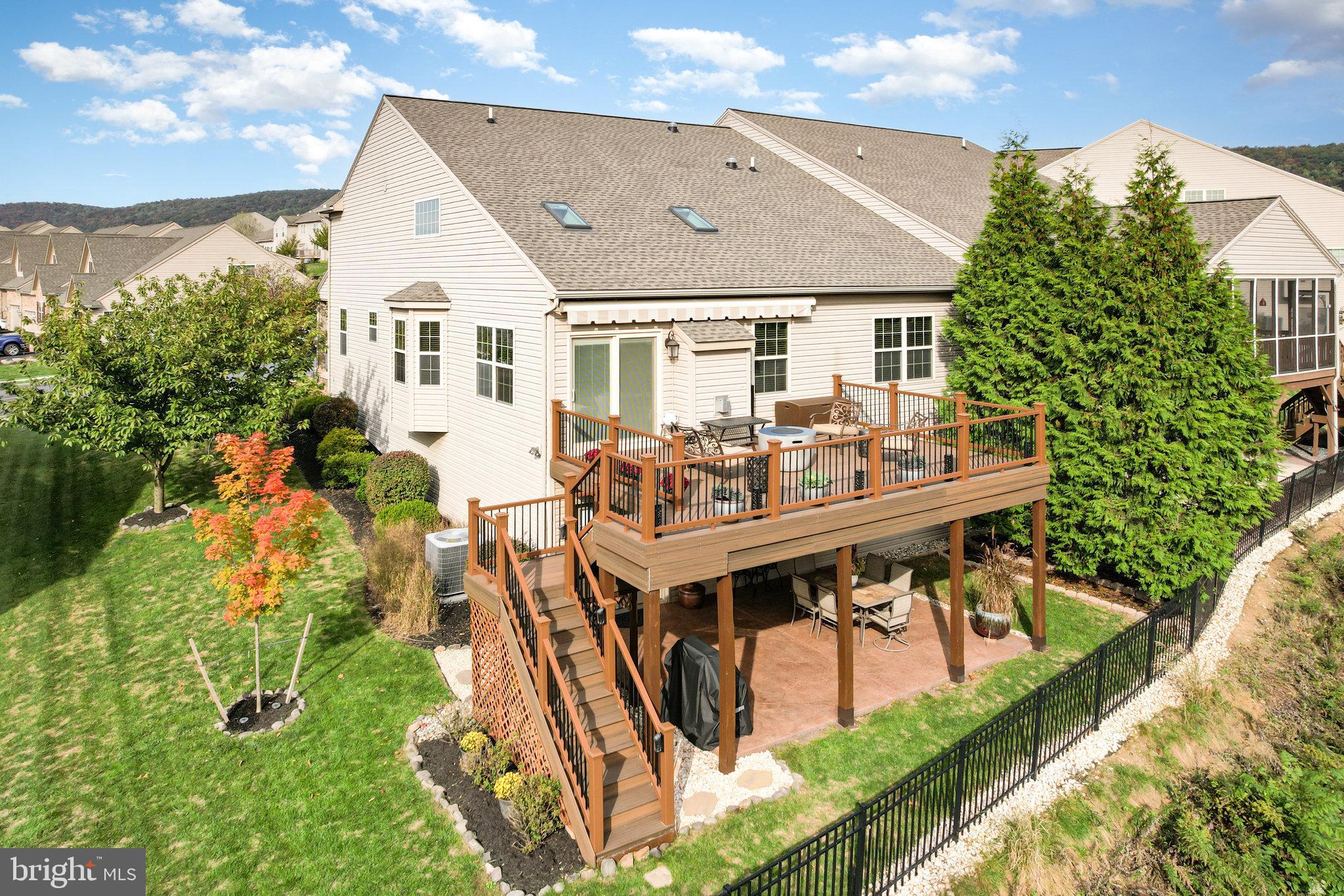 WYNDHURST MANOR - Residential