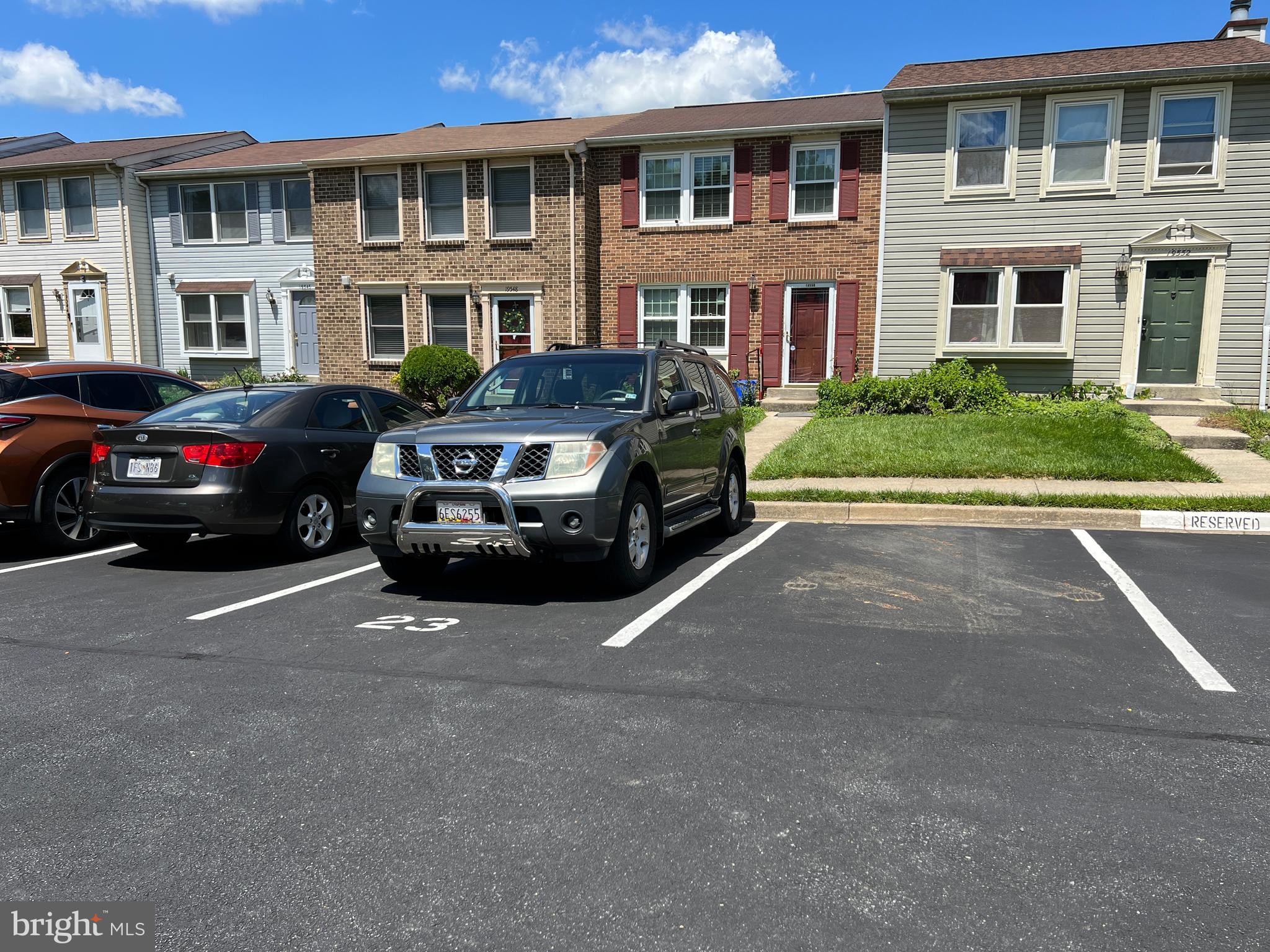 MIDDLEBROOK COMMONS - Residential