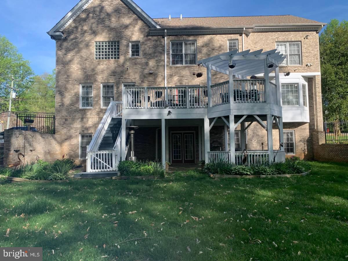 PINE RIDGE - Residential Lease