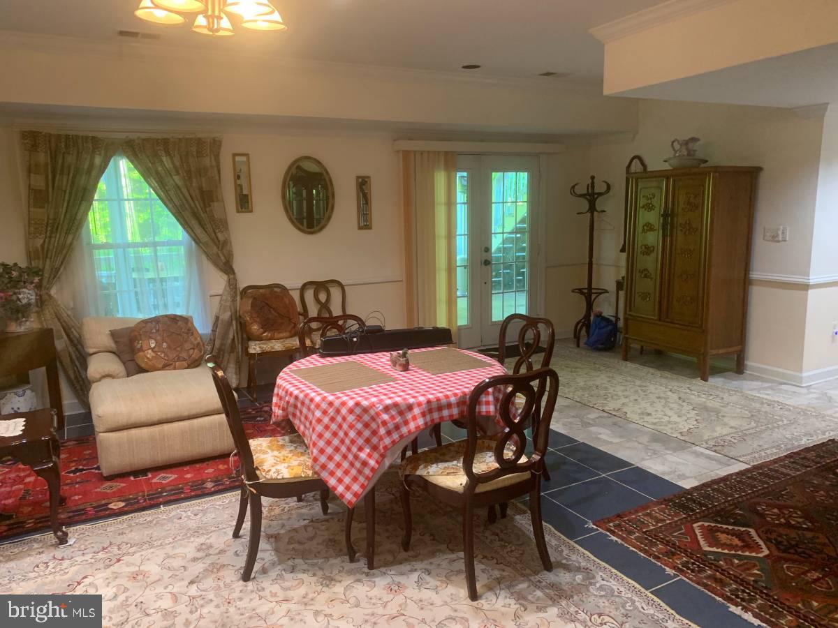 PINE RIDGE - Residential Lease