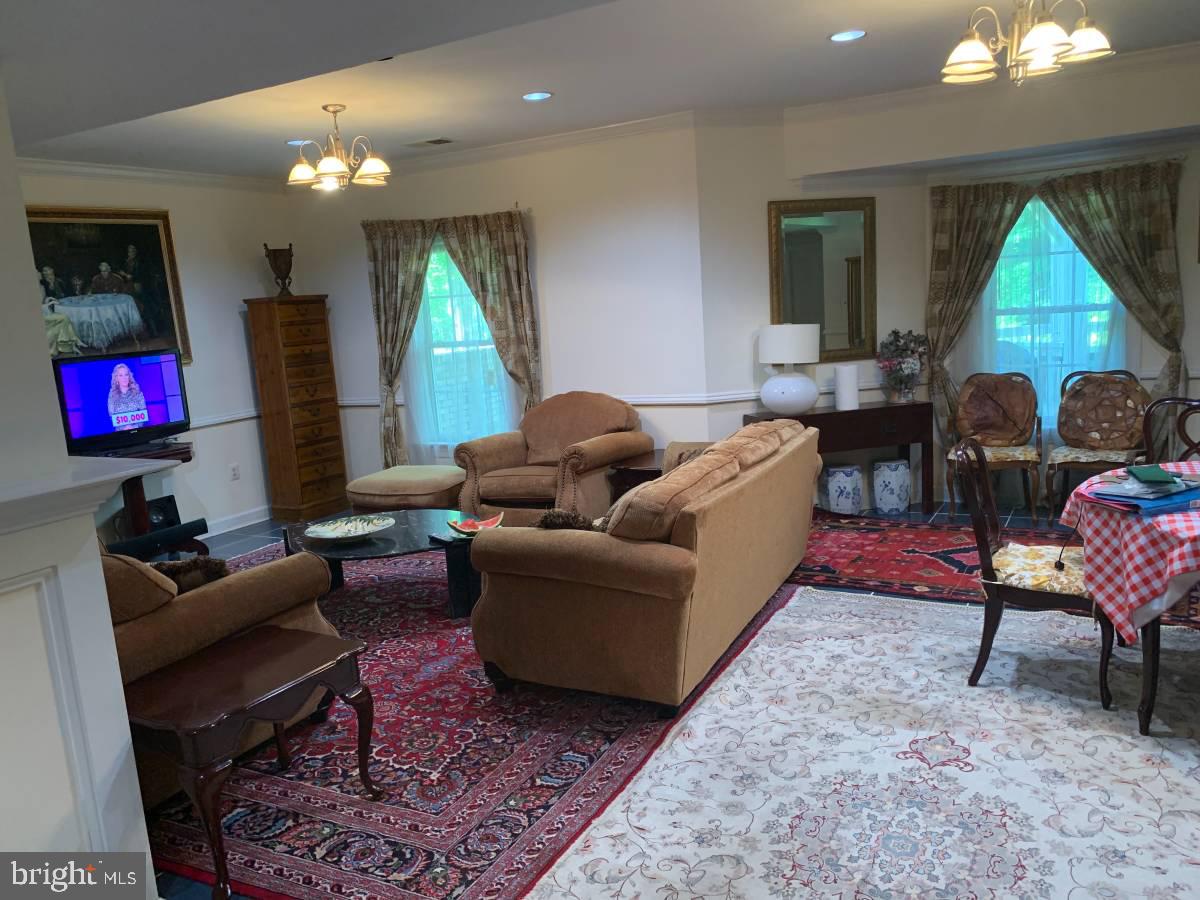 PINE RIDGE - Residential Lease