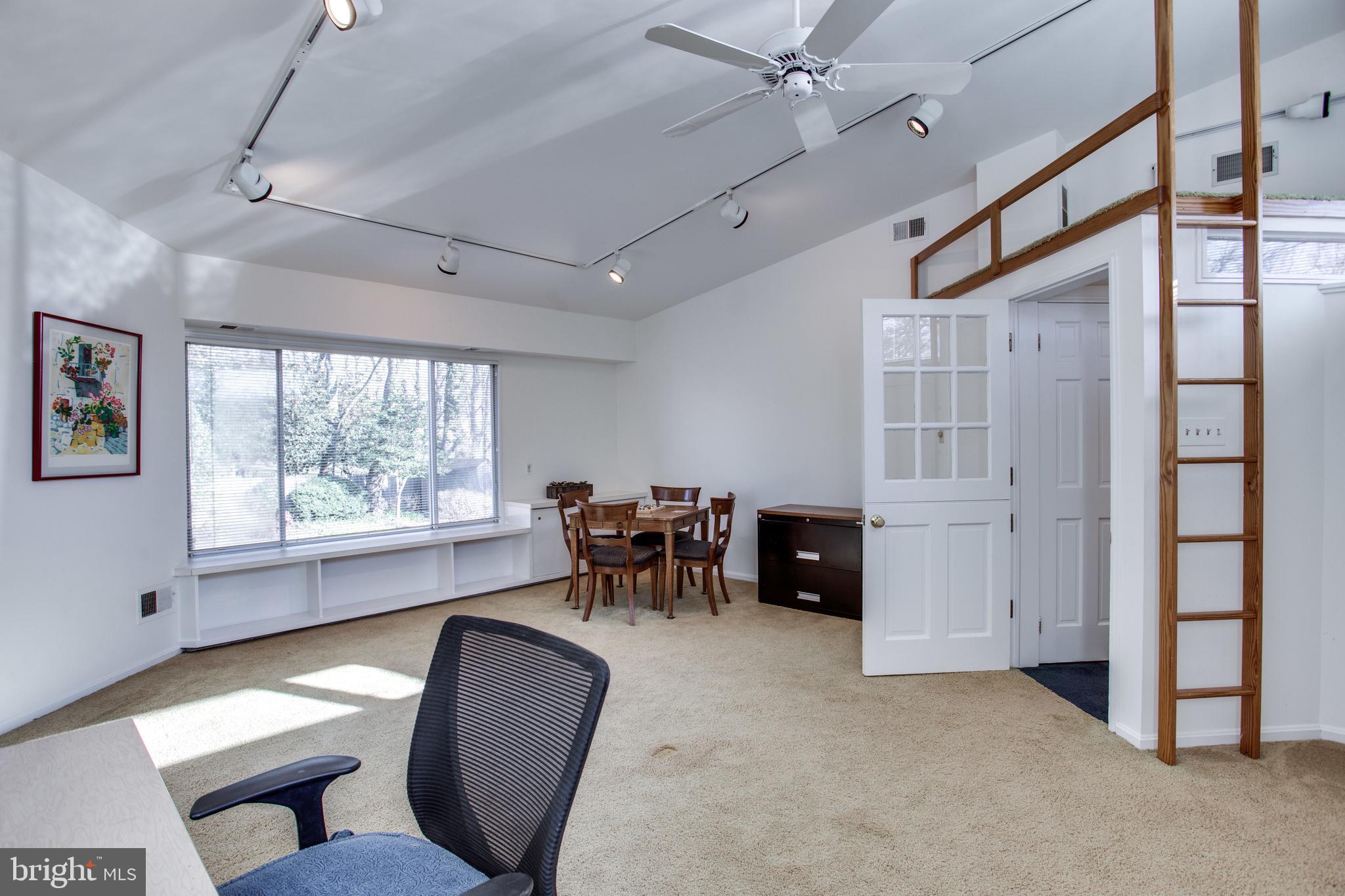 ROCK CREEK HIGHLANDS - Residential