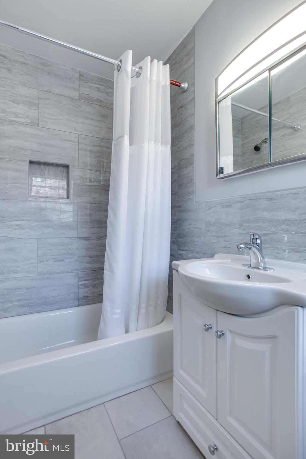 ROCK CREEK HIGHLANDS - Residential