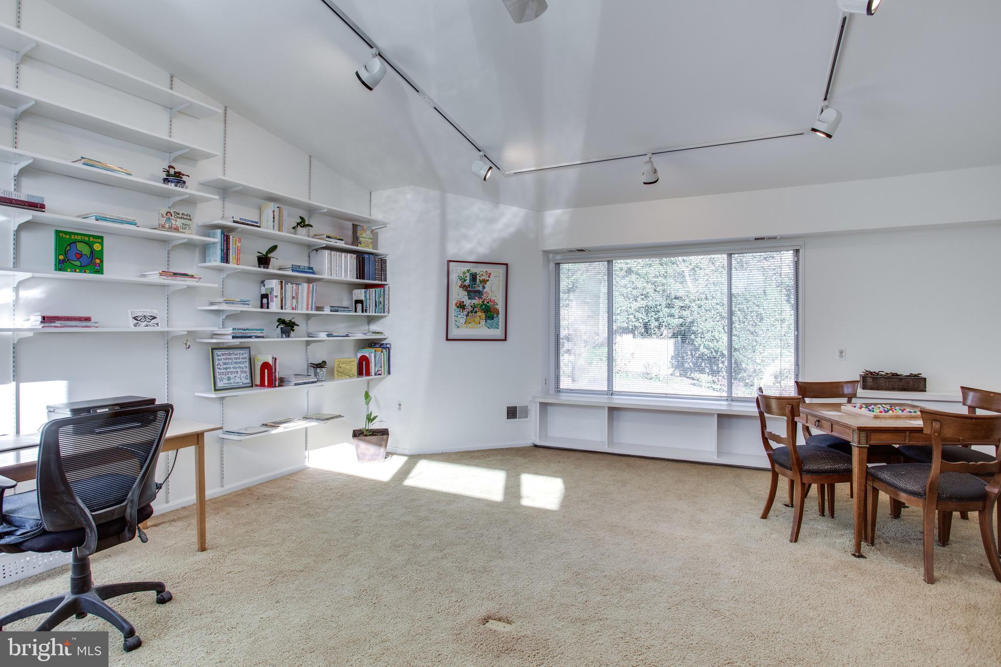 ROCK CREEK HIGHLANDS - Residential