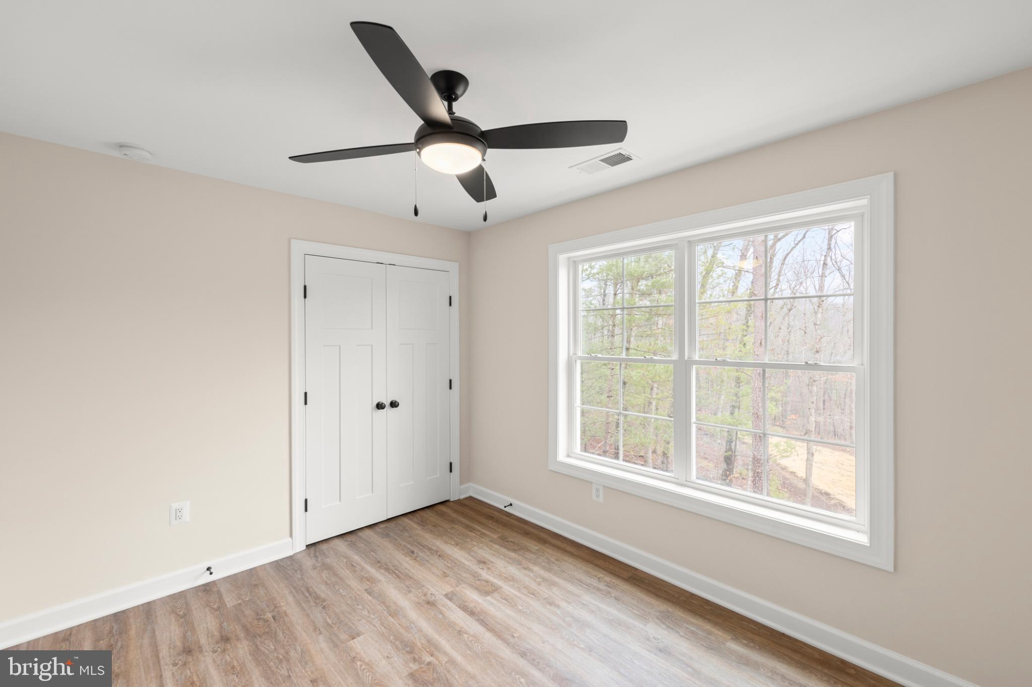 GREATLAND FARMS LAKE - Residential